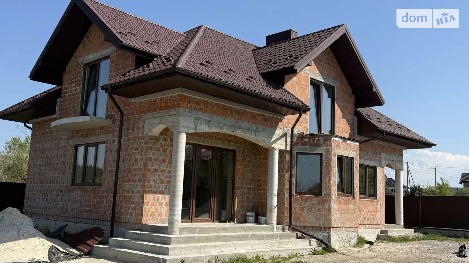 Продается дом на 2 этажа 185 кв. м с террасой, цена: 135000 $ - фото 2