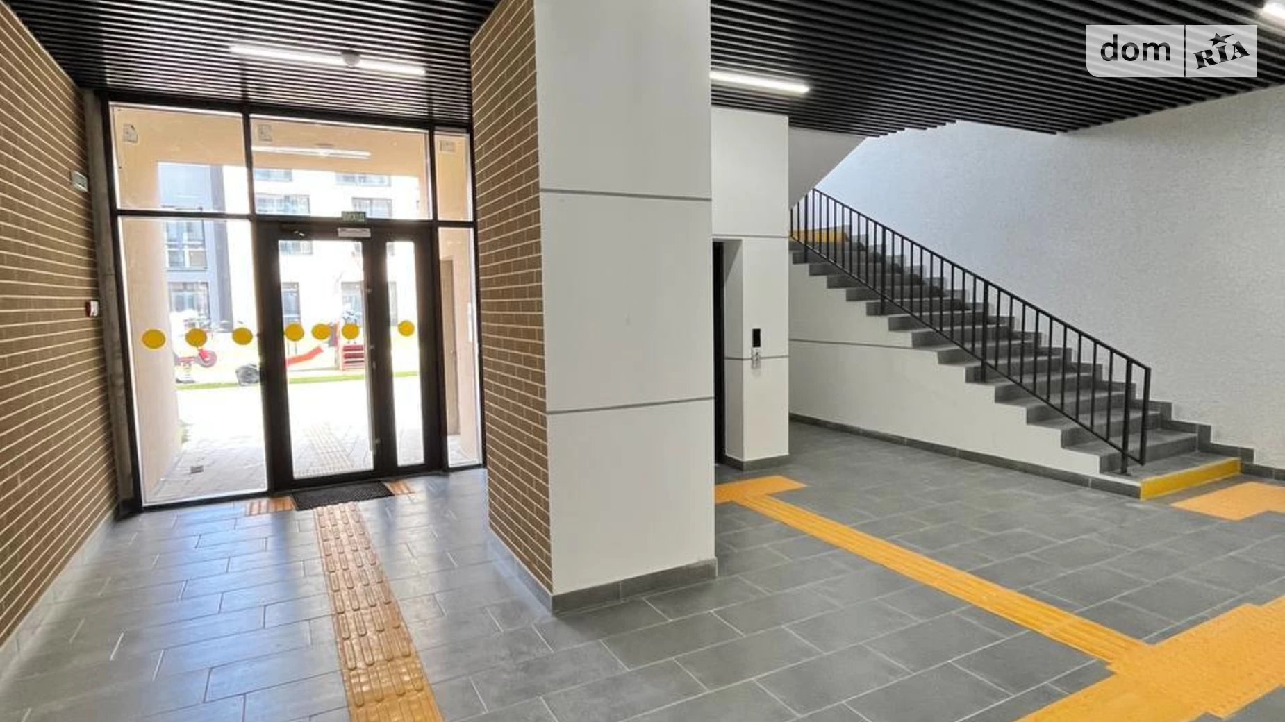 Продается 3-комнатная квартира 97 кв. м в Львове, цена: 111800 $ - фото 2