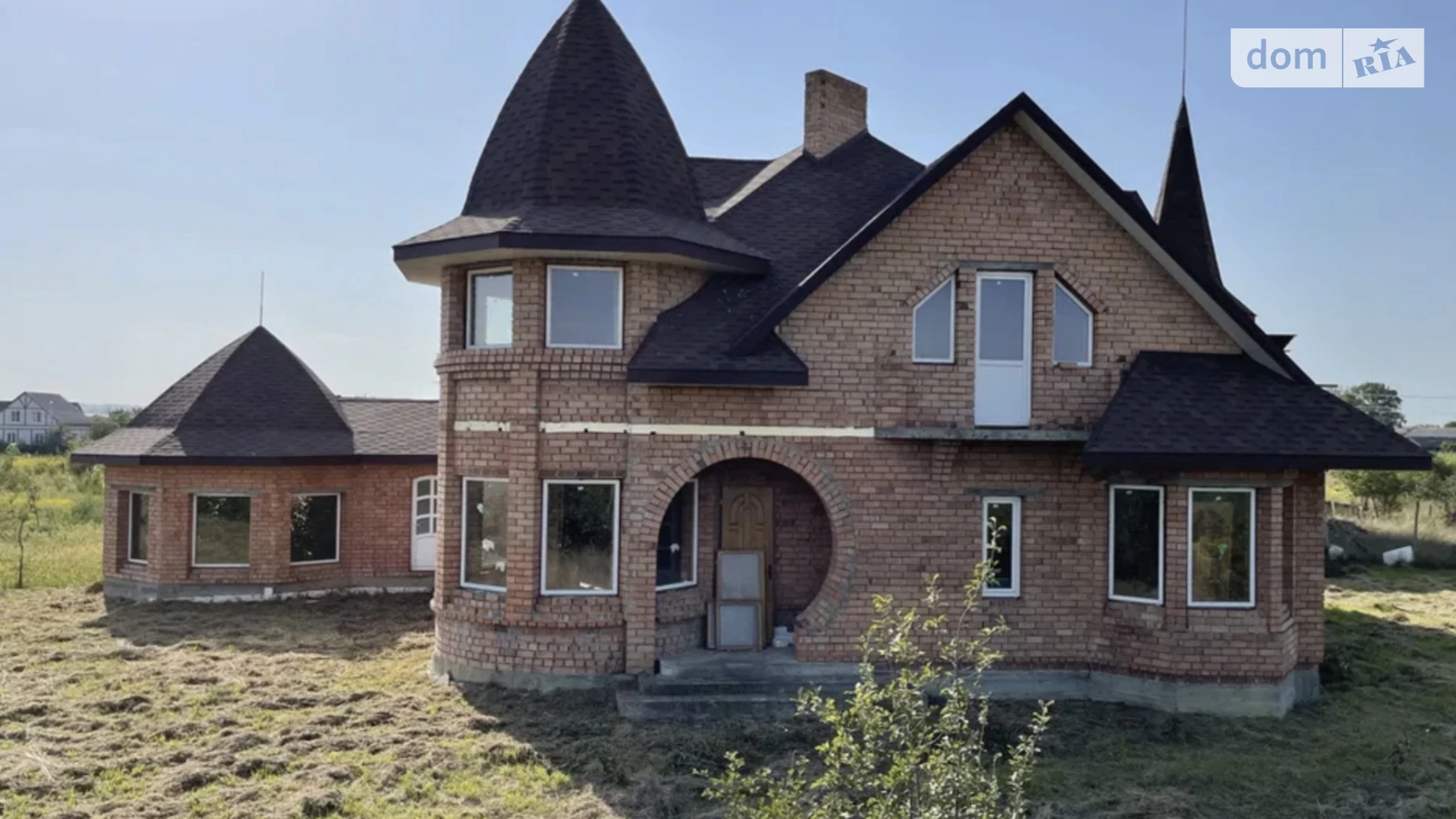 Продается дом на 2 этажа 250 кв. м с мансардой, цена: 90000 $ - фото 2