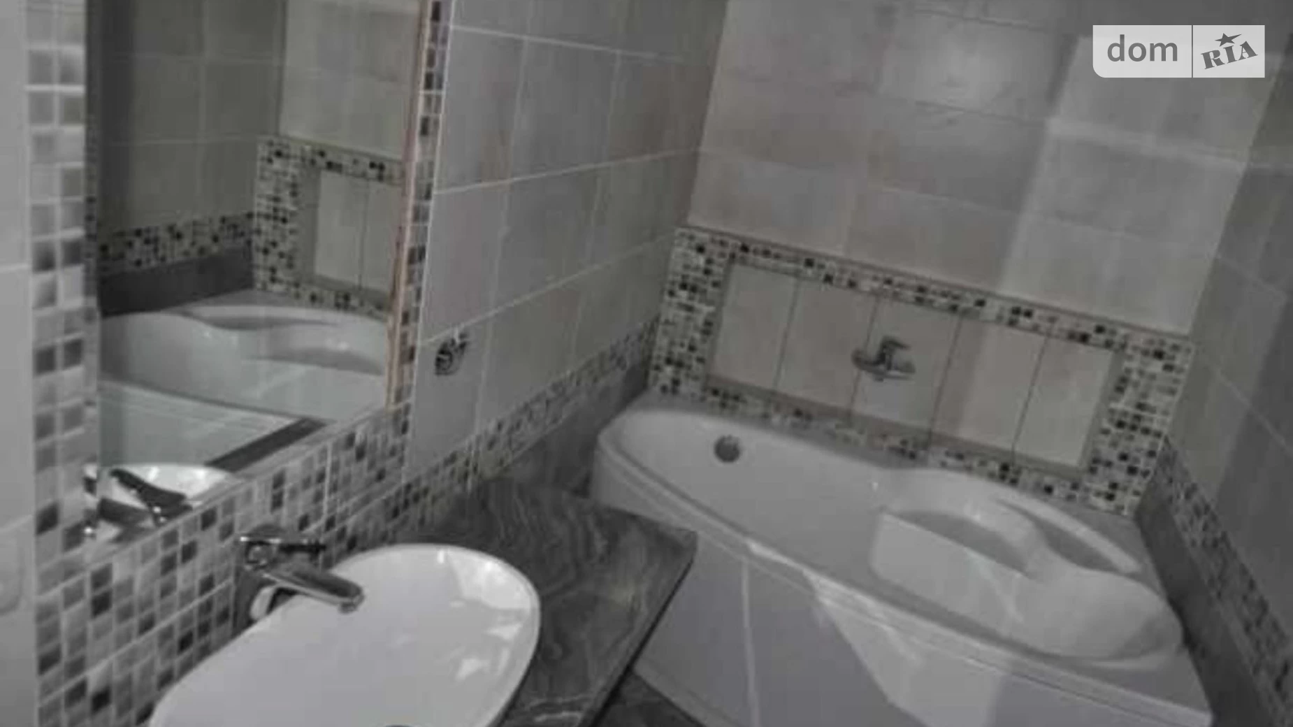 Сдается в аренду дом на 3 этажа 220 кв. м с террасой, цена: 33000 грн - фото 2
