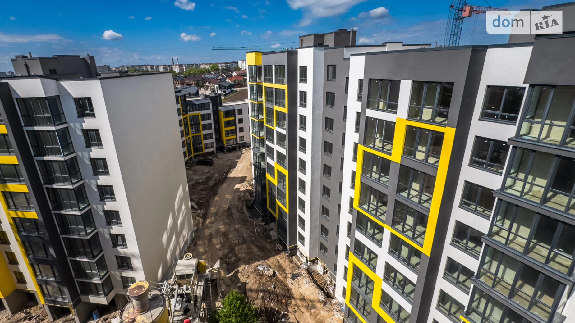 1-комнатная квартира 45 кв. м в Тернополе, ул. 15-го Апреля - фото 4