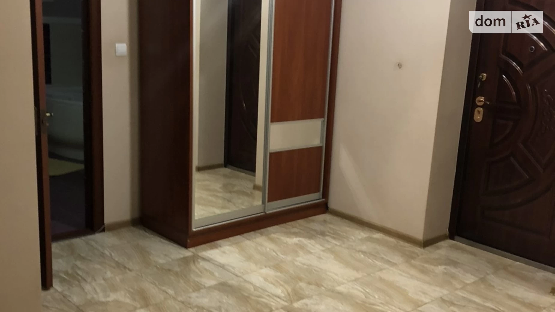 Продается 2-комнатная квартира 77.8 кв. м в Ужгороде, ул. Добрянского, 20 - фото 4