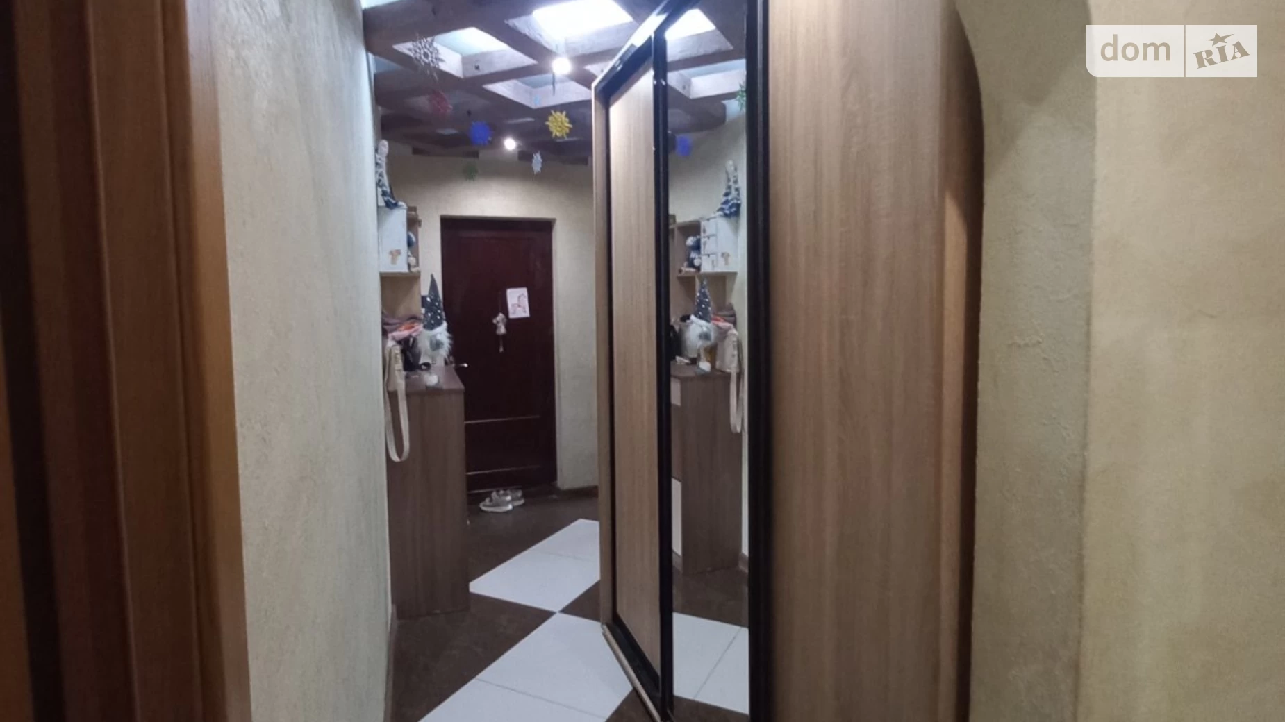 Продается 3-комнатная квартира 63 кв. м в Черноморске, ул. Александрийская - фото 3