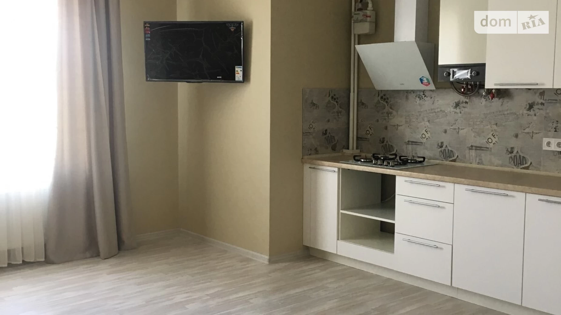 Продается 1-комнатная квартира 65 кв. м в Черноморске, ул. Парусная - фото 3
