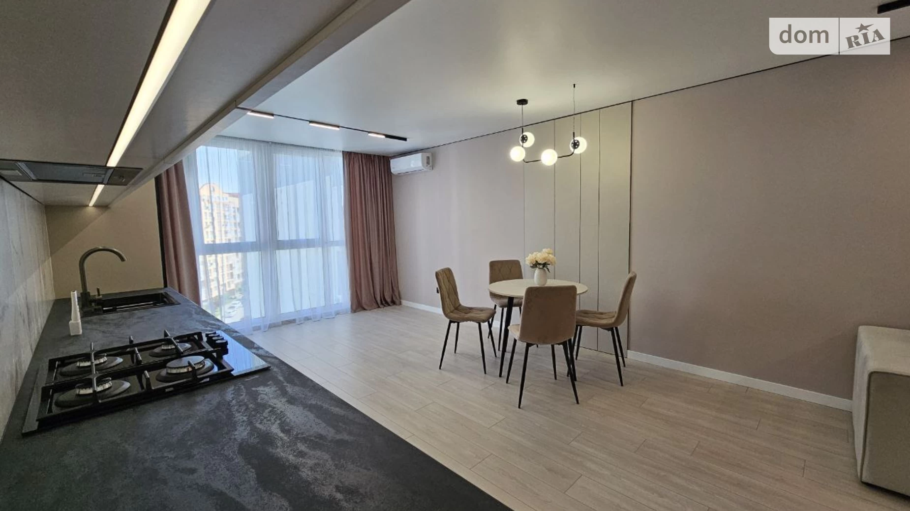 1-комнатная квартира 66 кв. м в Тернополе, ул. Белогорская - фото 2