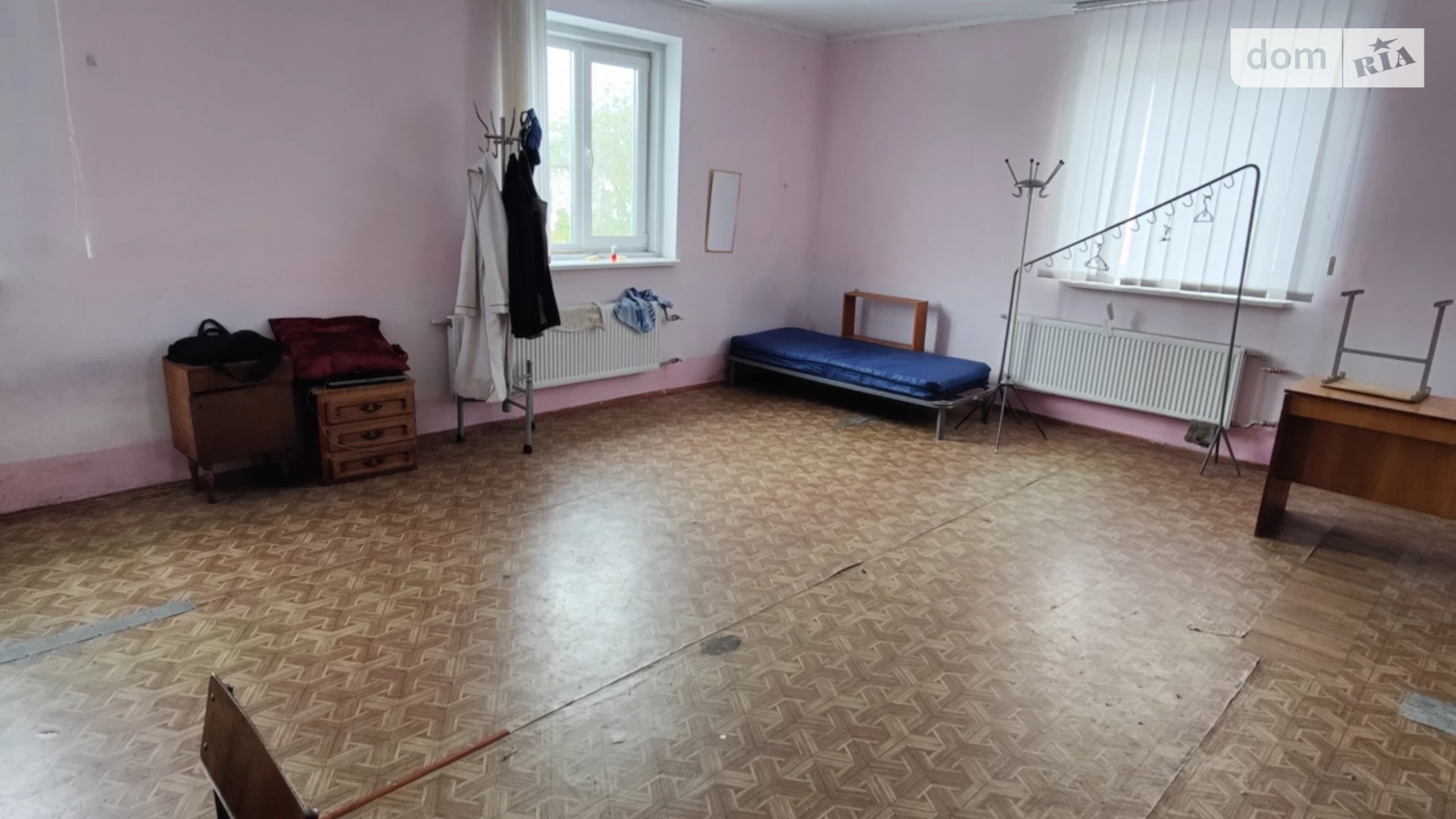 Продается дом на 3 этажа 326 кв. м с гаражом, цена: 142000 $ - фото 4