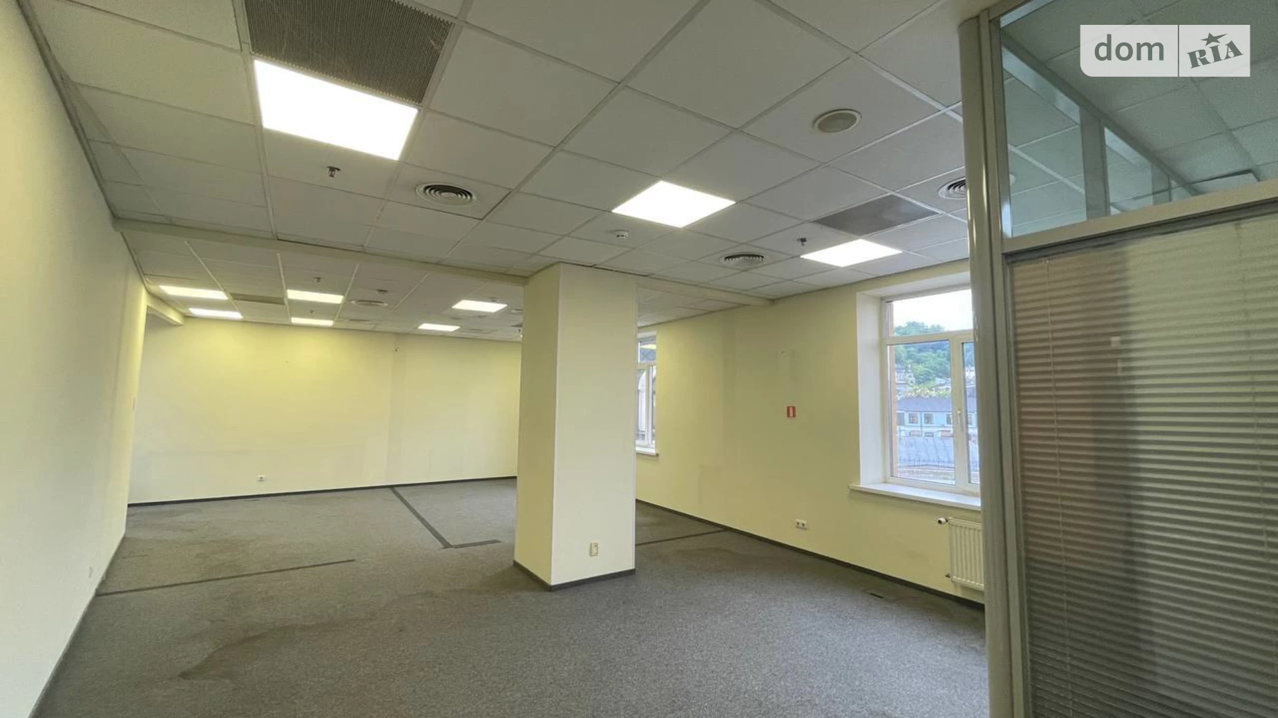 Сдается в аренду офис 106 кв. м в бизнес-центре, цена: 1800 $ - фото 3