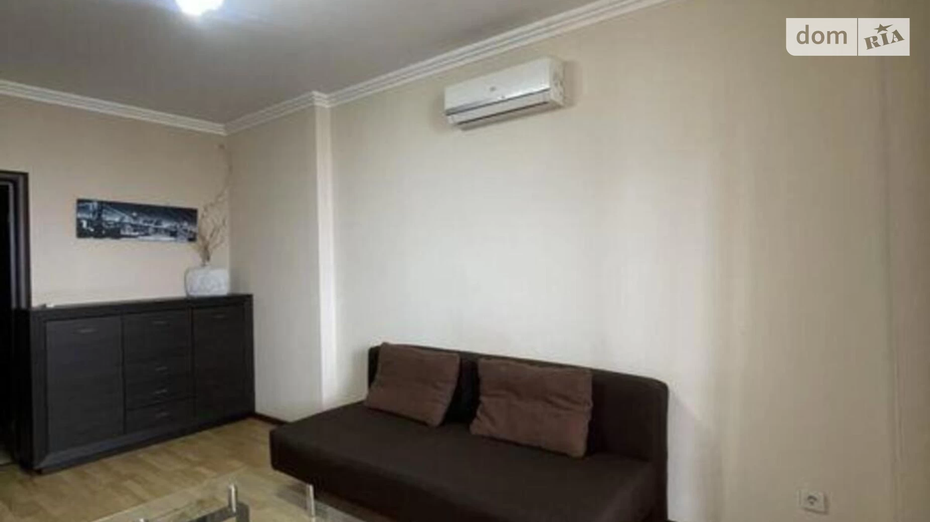 Продається 2-кімнатна квартира 71 кв. м у Києві, вул. Авіаконструктора Ігоря Сікорського(Танкова), 1 - фото 2