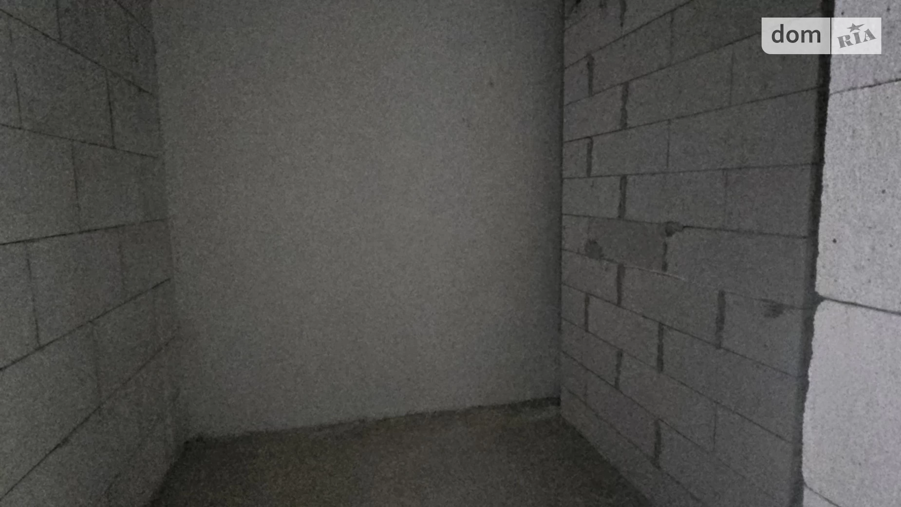 Продается 1-комнатная квартира 40 кв. м в Ивано-Франковске, ул. Левицкого Романа - фото 3