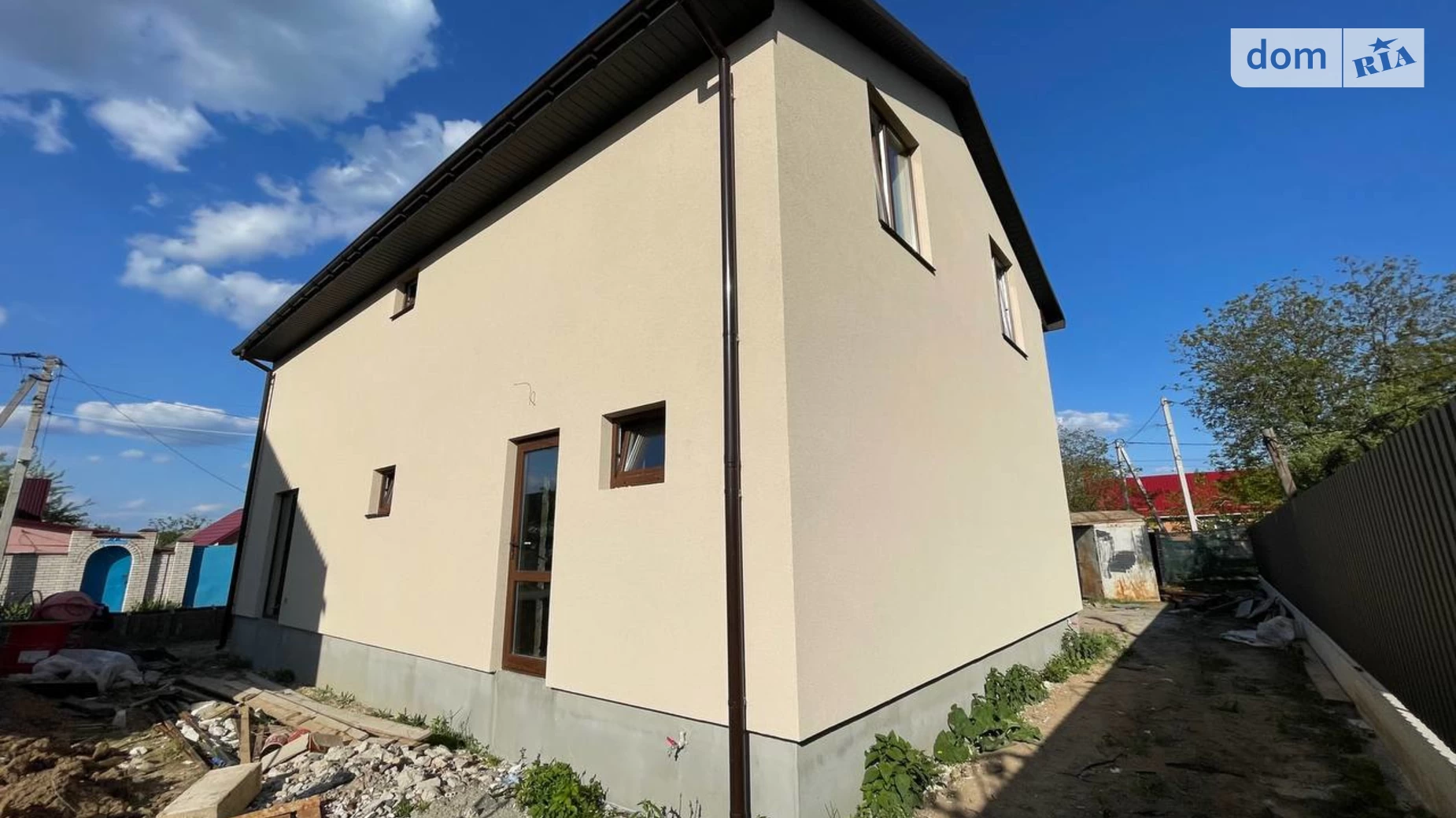 Продается дом на 2 этажа 150 кв. м с участком, цена: 92000 $ - фото 2