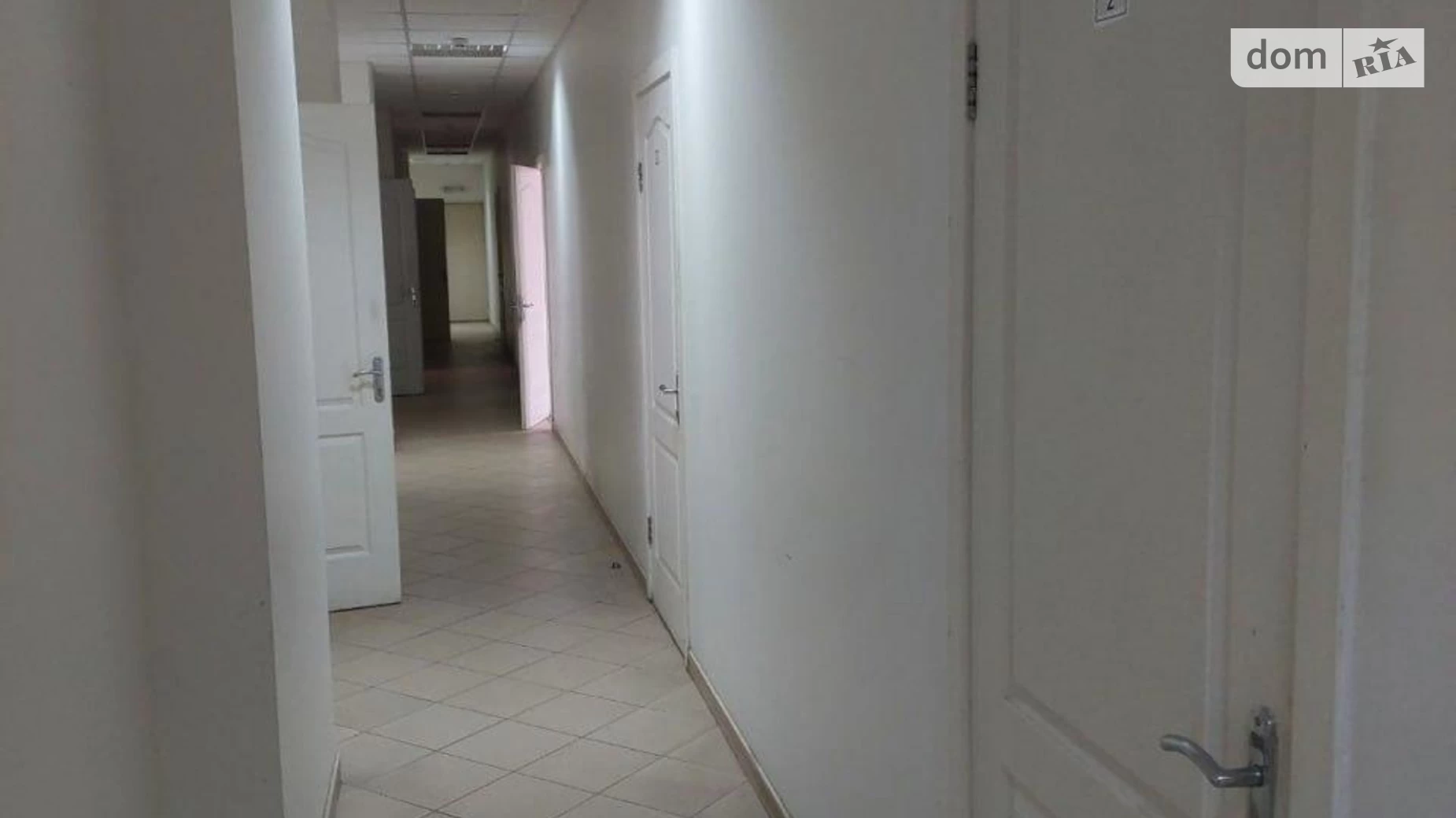 Сдается в аренду офис 265 кв. м в бизнес-центре, цена: 4300 $ - фото 4