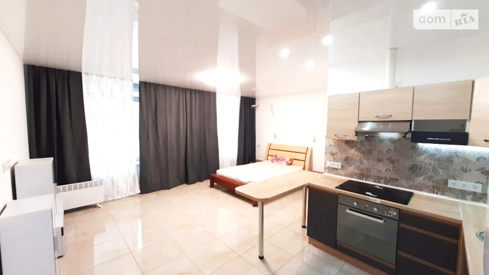 Продается 1-комнатная квартира 38 кв. м в Киеве, ул. Каменская - фото 2