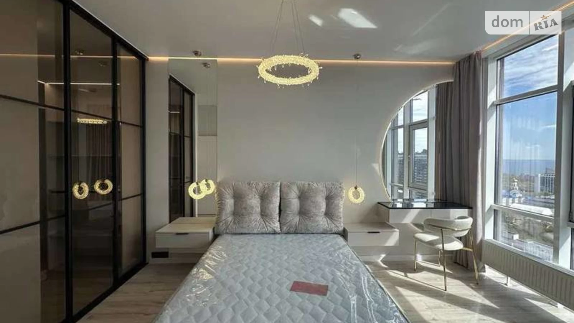Продается 1-комнатная квартира 42 кв. м в Одессе, пер. Курортный, 1 - фото 4