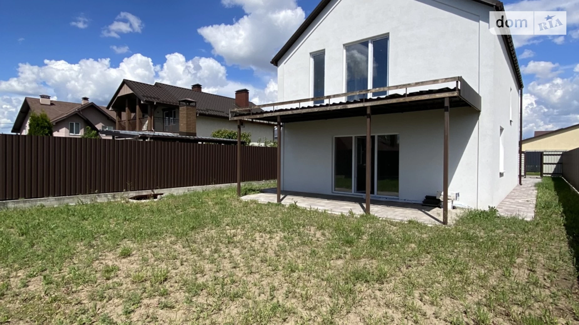 Продается дом на 2 этажа 130 кв. м с камином, цена: 100000 $ - фото 3