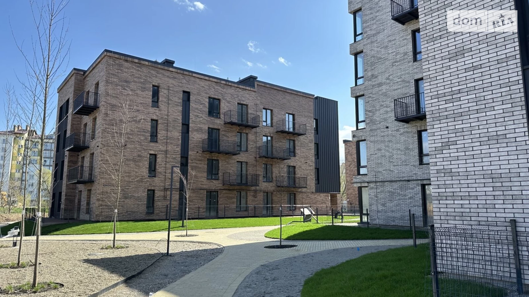 Продається 3-кімнатна квартира 87 кв. м у Крихівцях, вул. 24-го Серпня, 8 - фото 4