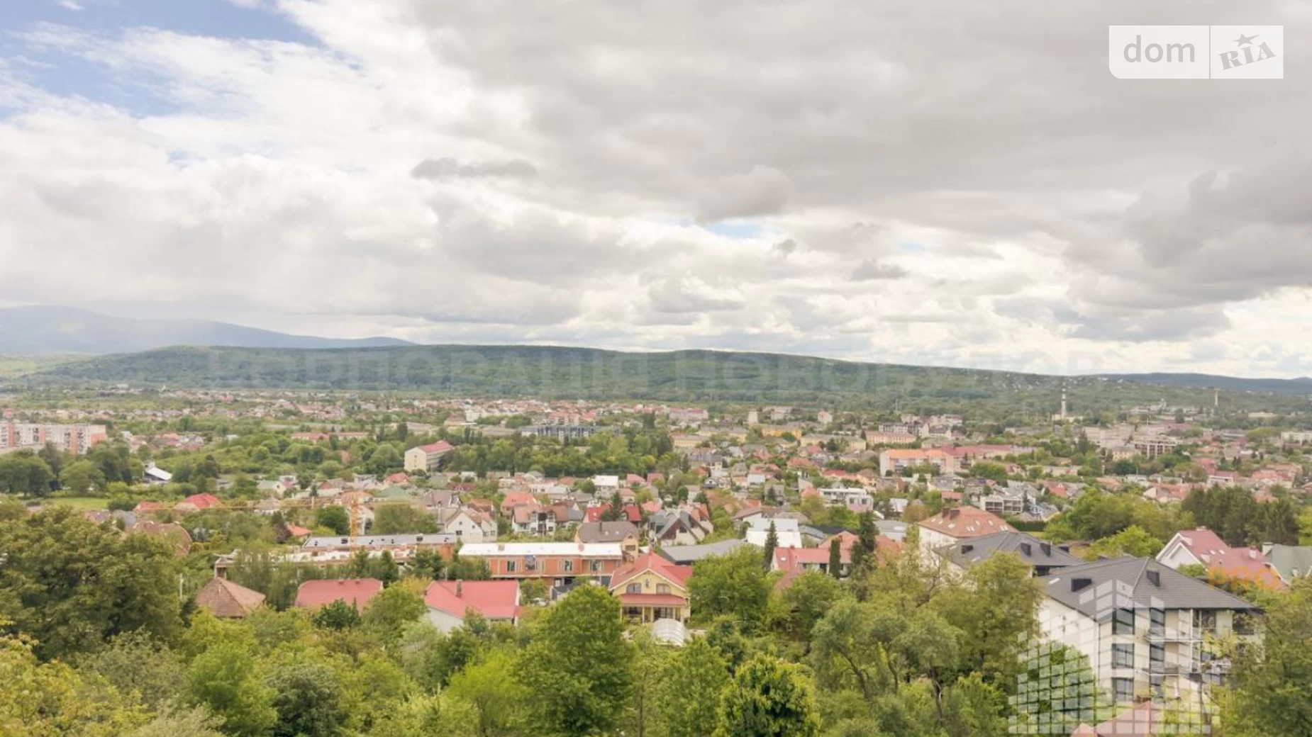 Продается 3-комнатная квартира 106.8 кв. м в Ужгороде, ул. Далекая - фото 3