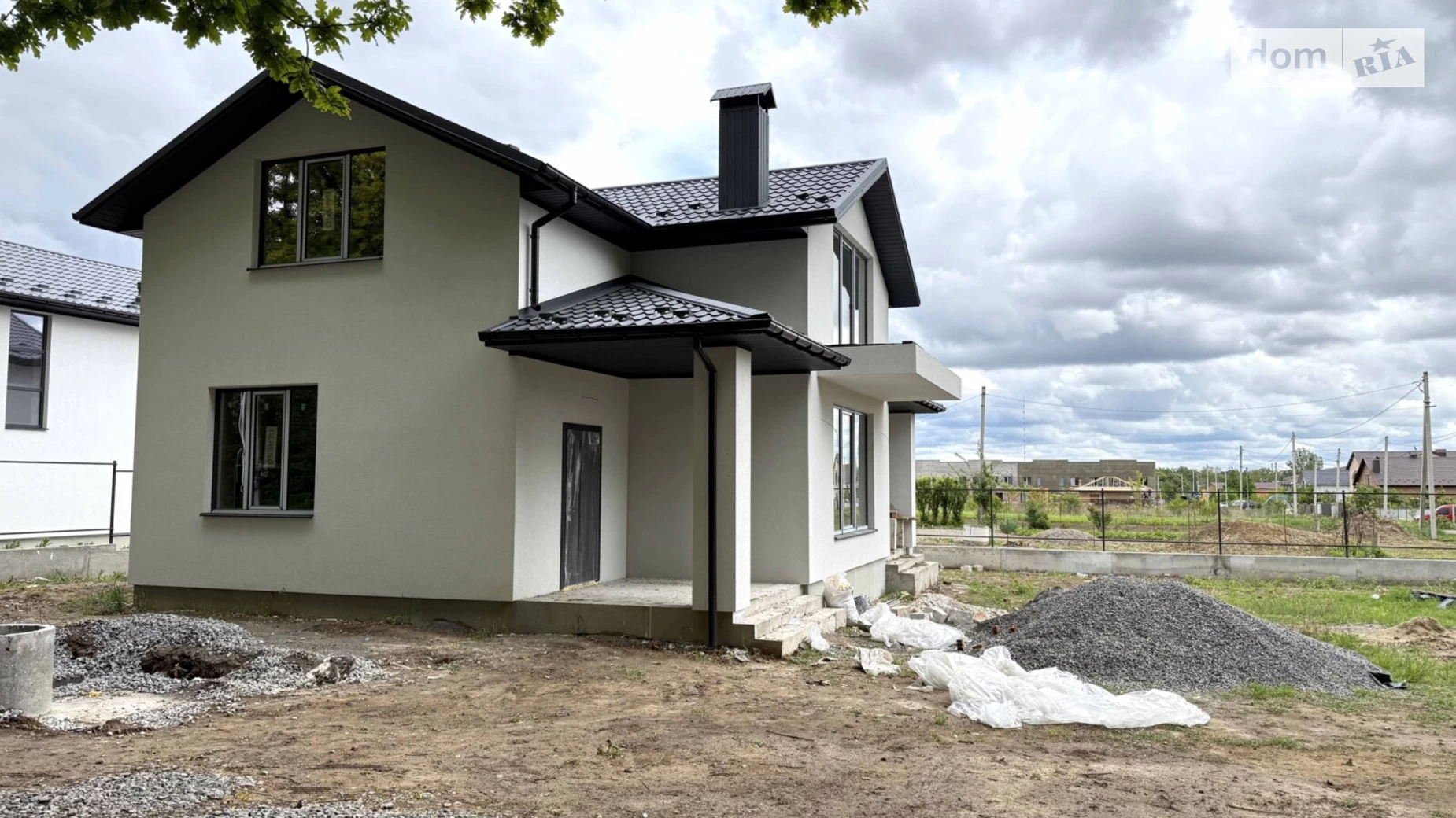 Продается дом на 2 этажа 135 кв. м с камином, цена: 85000 $ - фото 2