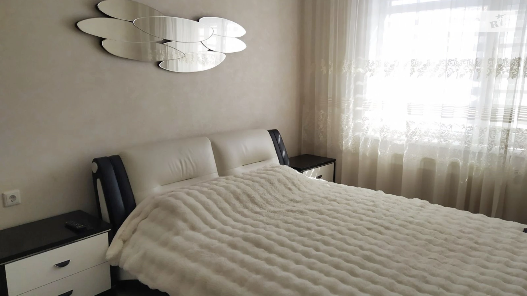 Сдается в аренду дом на 3 этажа 119.9 кв. м с мансардой, цена: 750 $ - фото 3