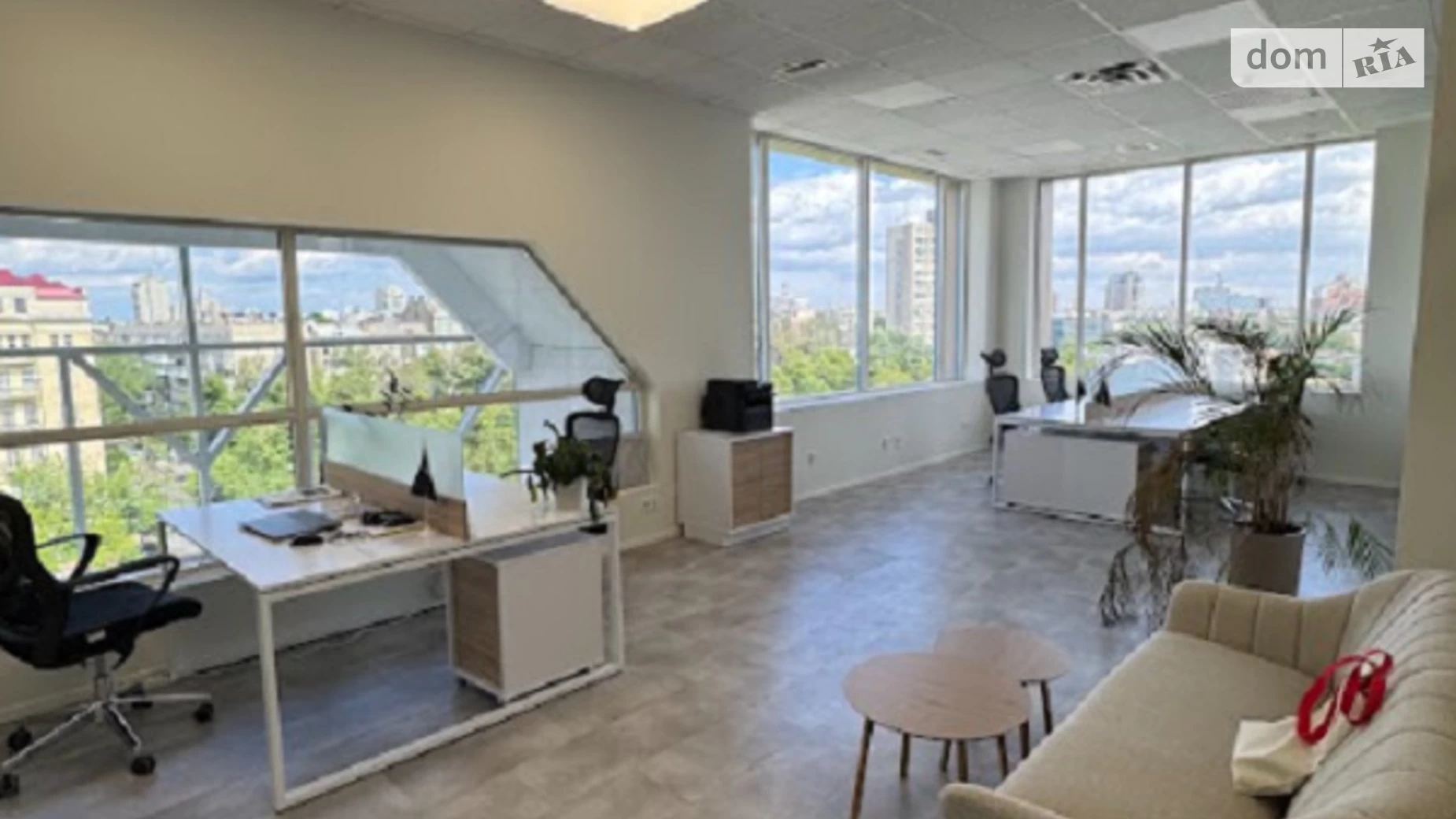 Сдается в аренду офис 225 кв. м в бизнес-центре, цена: 3600 $ - фото 4