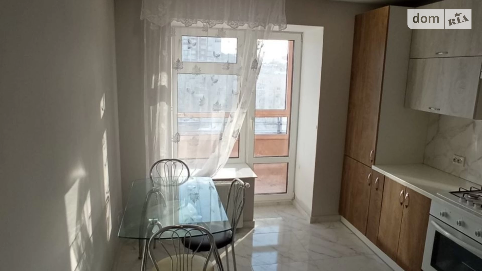 1-комнатная квартира 45 кв. м в Тернополе, пер. Галицкий - фото 2