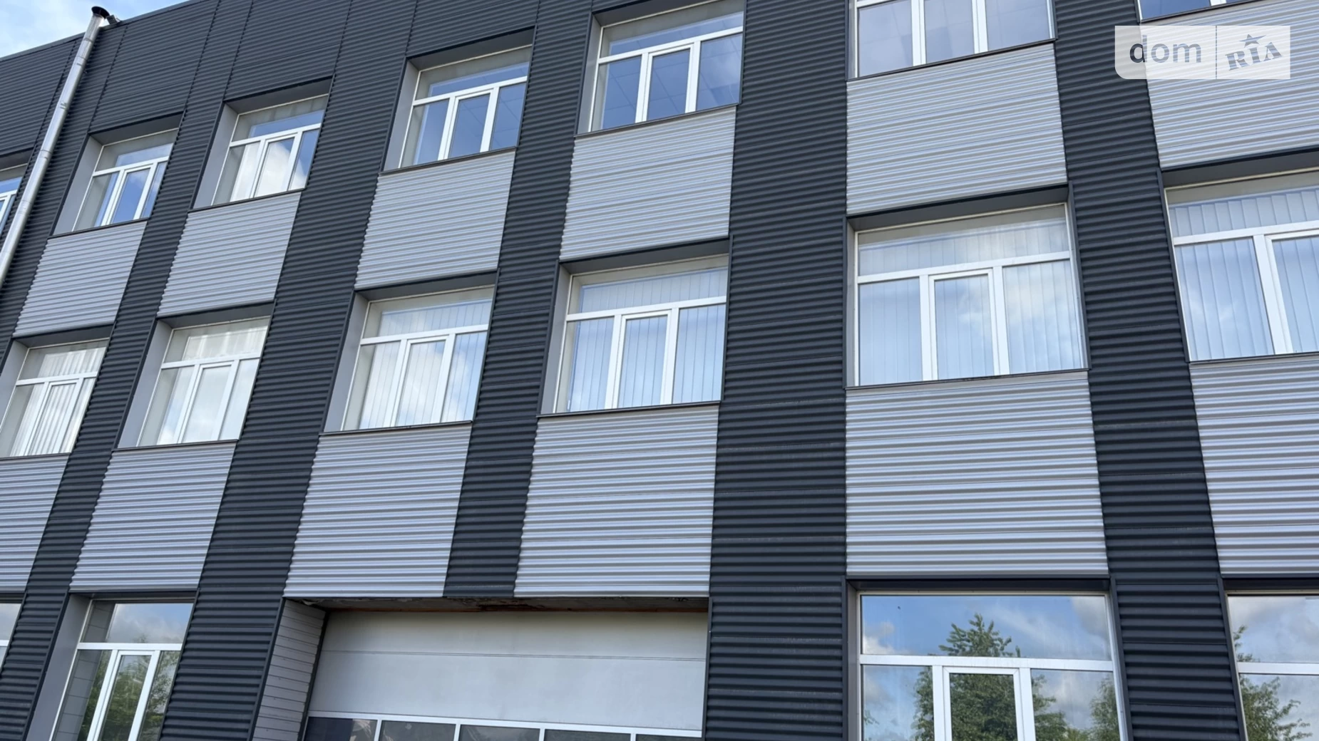 Сдается в аренду офис 100 кв. м в бизнес-центре, цена: 25000 грн - фото 2