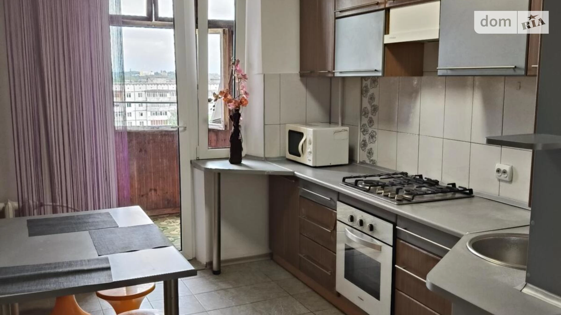 Продается 3-комнатная квартира 66.3 кв. м в Ровно, цена: 53000 $ - фото 2