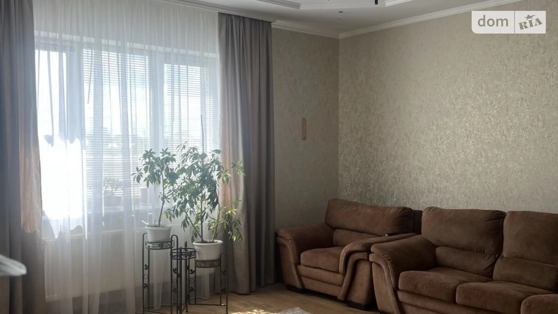 Продается дом на 2 этажа 250 кв. м с верандой, цена: 230000 $ - фото 4