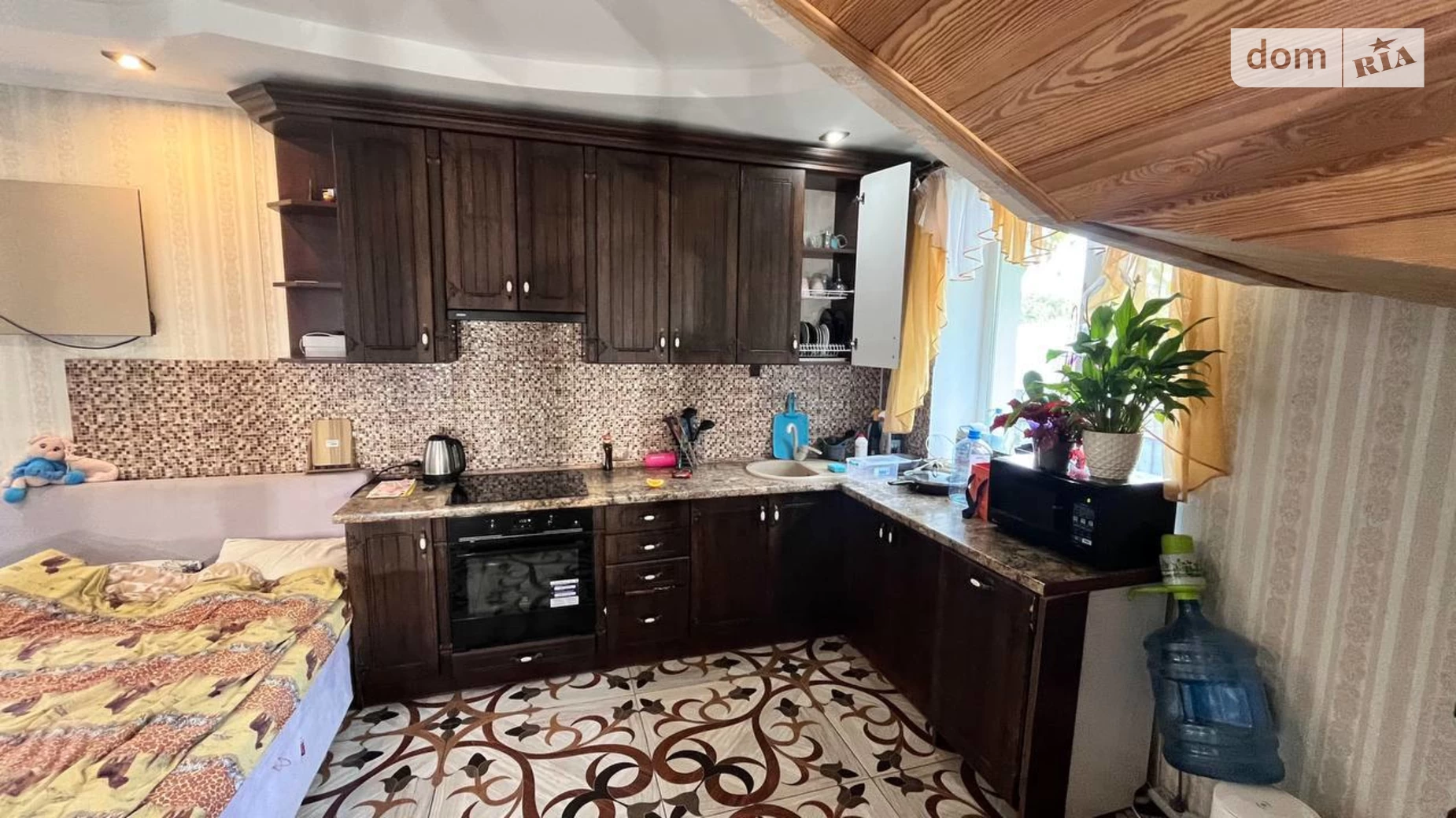 Продается дом на 2 этажа 76 кв. м с гаражом, цена: 130000 $ - фото 5