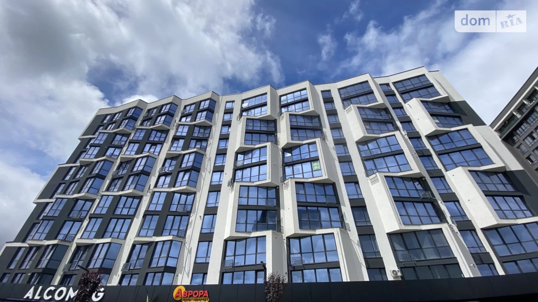 Продается 2-комнатная квартира 63 кв. м в Ивано-Франковске, ул. Героев Николаева(Сеченова), 129 - фото 2