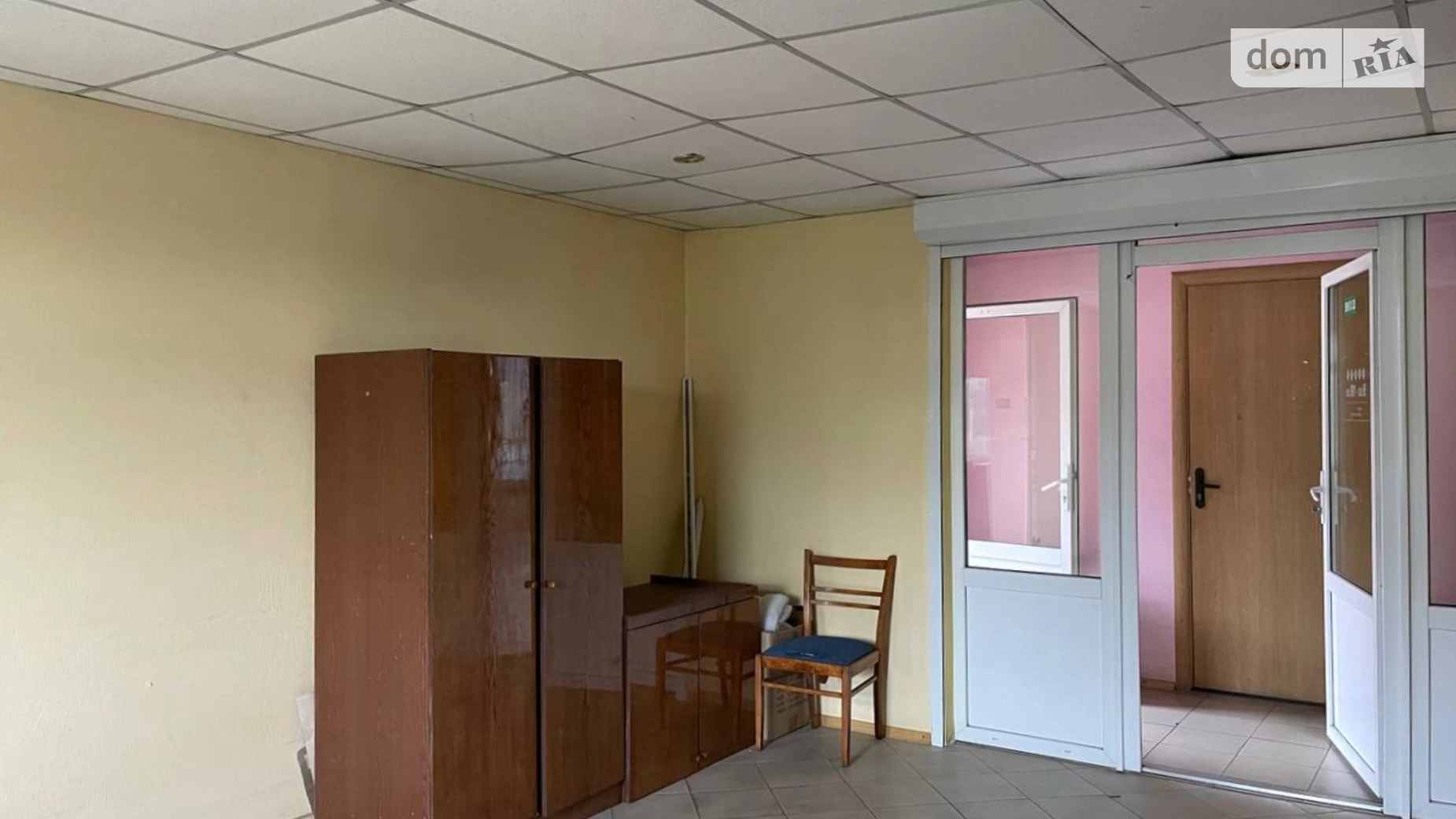 Сдается в аренду офис 45 кв. м в бизнес-центре, цена: 6000 грн - фото 3