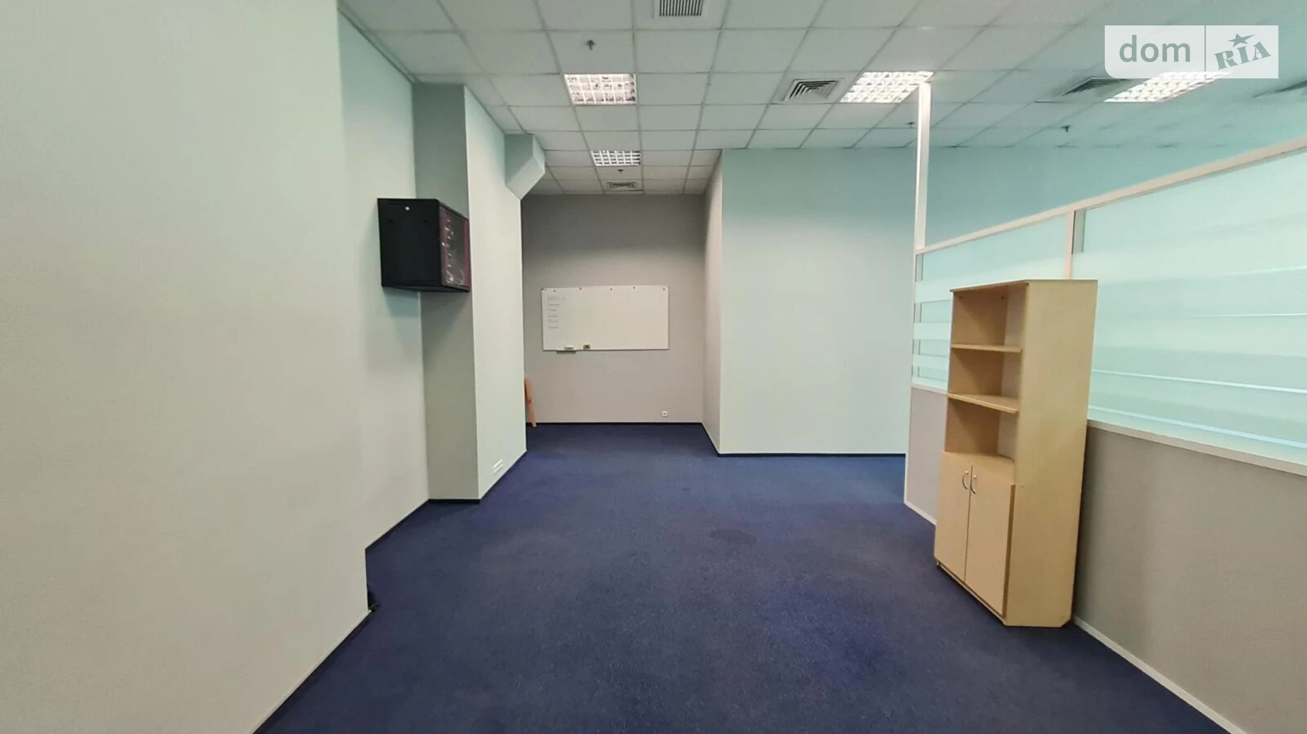 Сдается в аренду офис 98 кв. м в бизнес-центре, цена: 1372 $ - фото 5