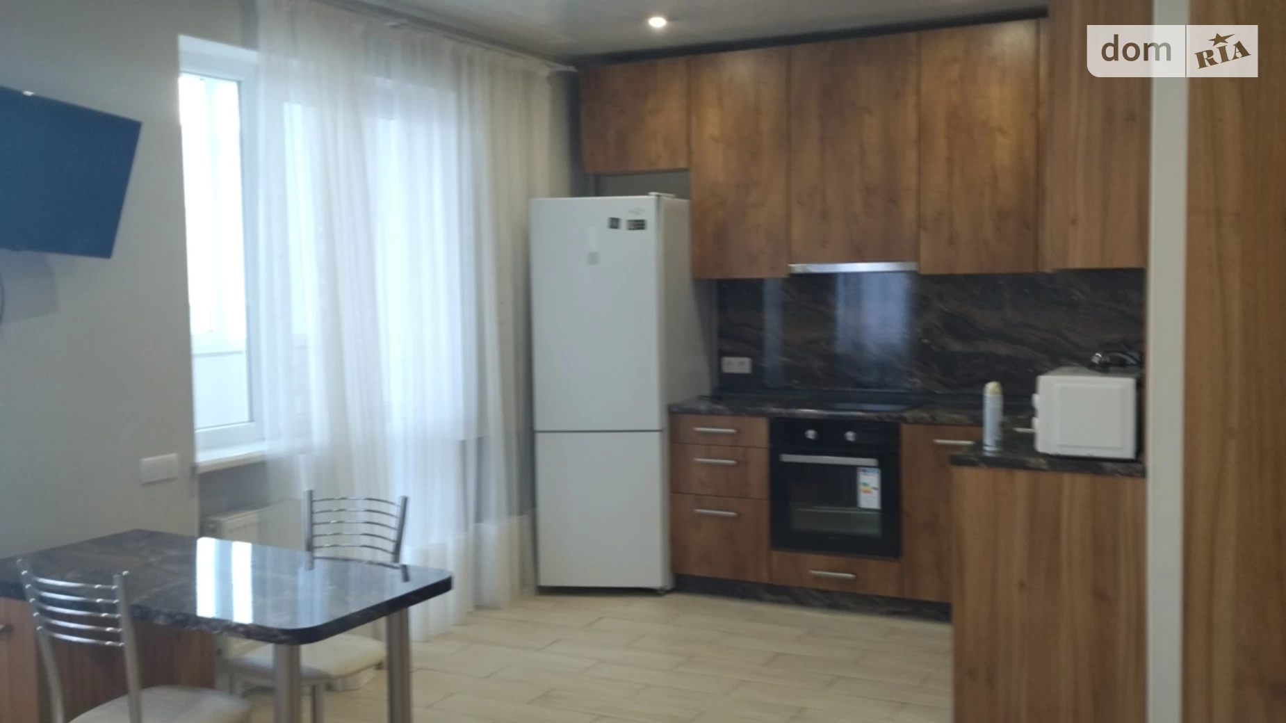 Сдается в аренду 1-комнатная квартира 40 кв. м в Харькове, ул. Домостроительная - фото 2
