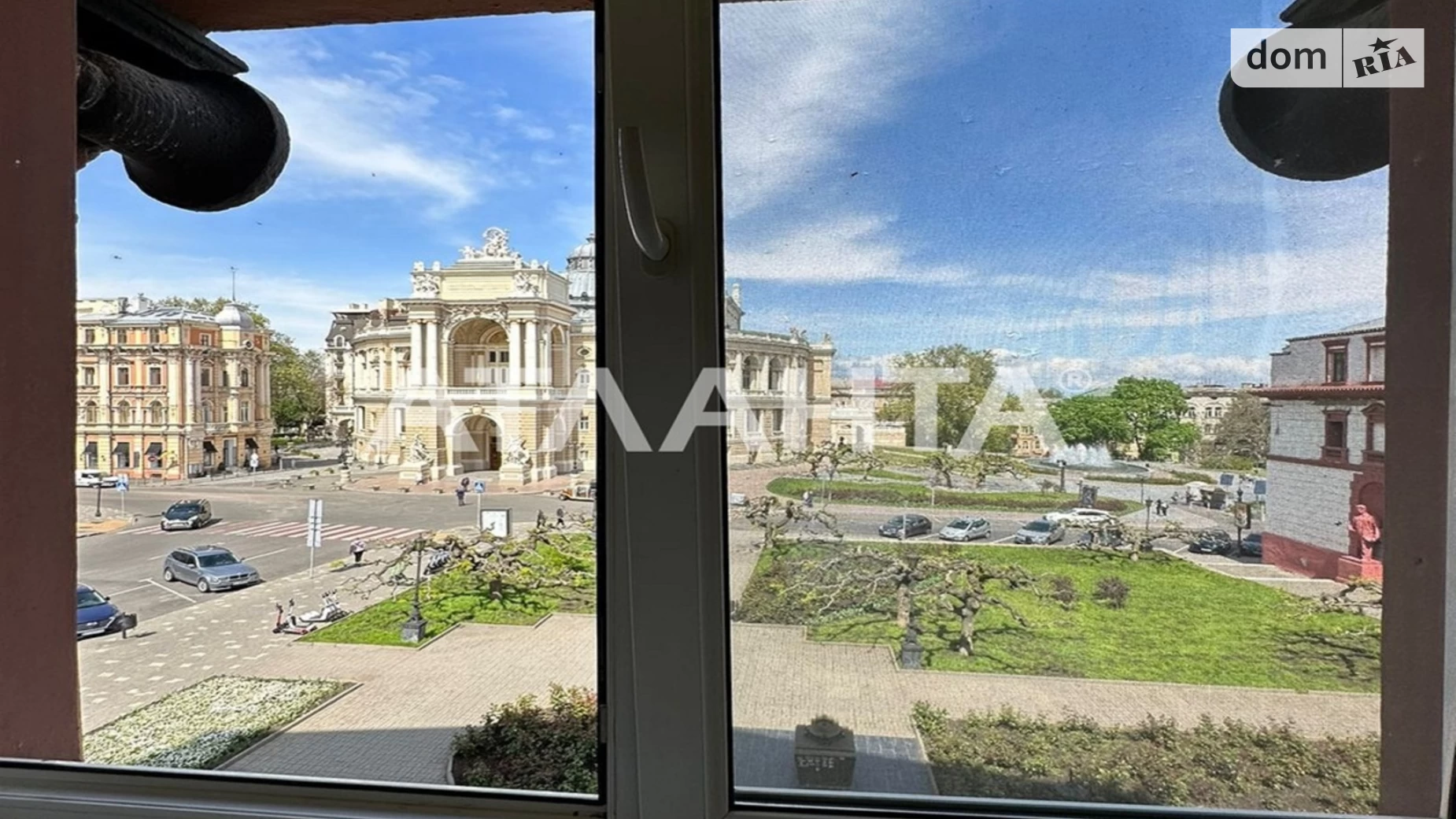 Продается 3-комнатная квартира 115.7 кв. м в Одессе, ул. Дерибасовская - фото 2