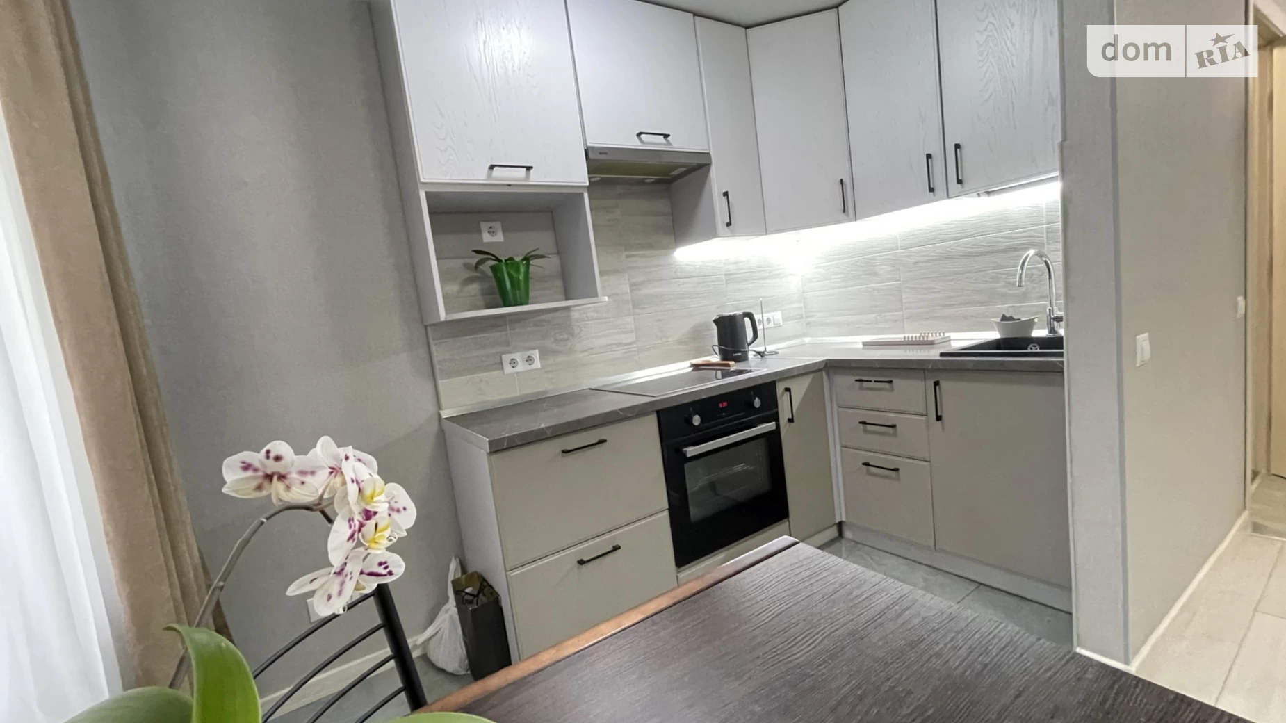 Продается 1-комнатная квартира 20.6 кв. м в Киеве, ул. Верховинная, 81 - фото 2