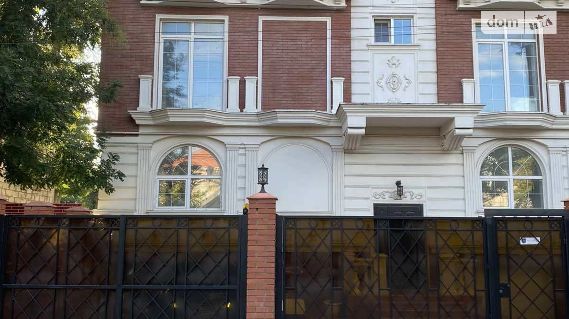 Продается 3-комнатная квартира 128.4 кв. м в Одессе, цена: 109000 $ - фото 2
