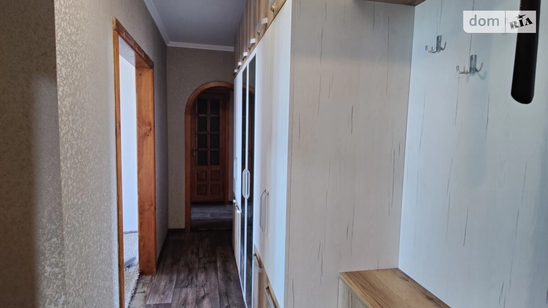 Продается 3-комнатная квартира 68 кв. м в Черкассах, ул. Вергая Виталия, 4 - фото 2