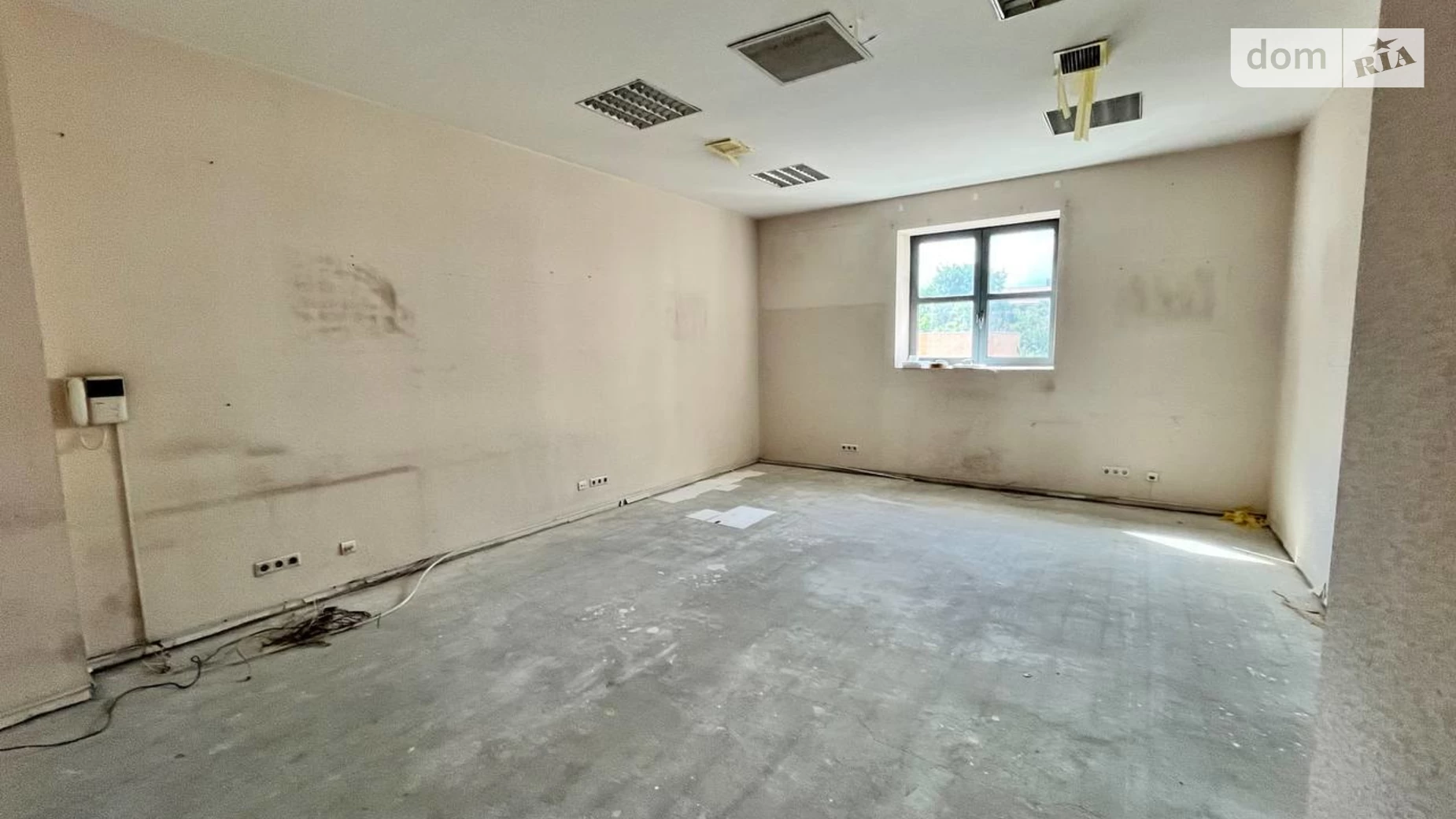 Здається в оренду офіс 34 кв. м в бізнес-центрі, цена: 408 $ - фото 2