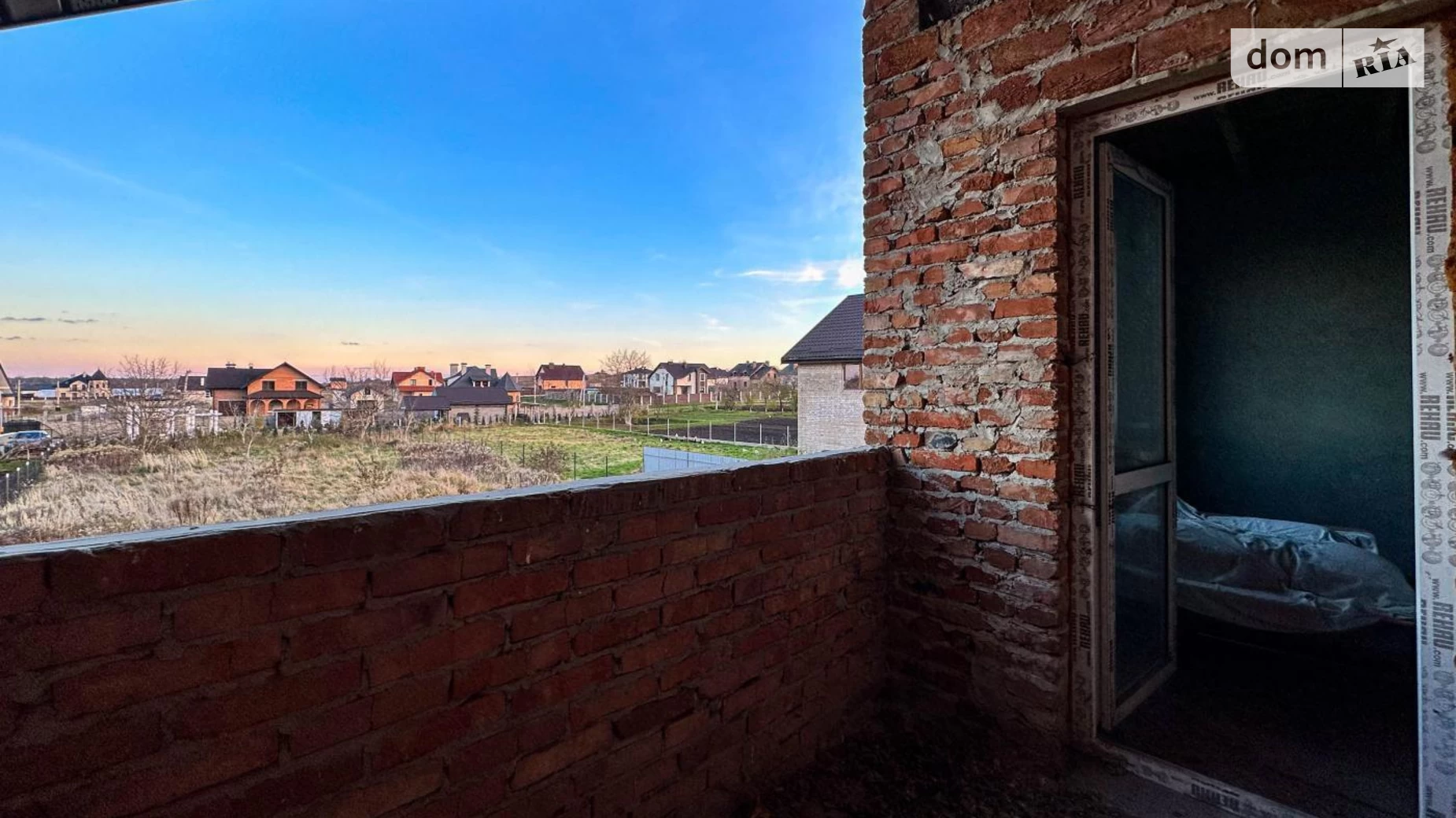 Продается дом на 2 этажа 111.7 кв. м с гаражом, цена: 85000 $ - фото 4