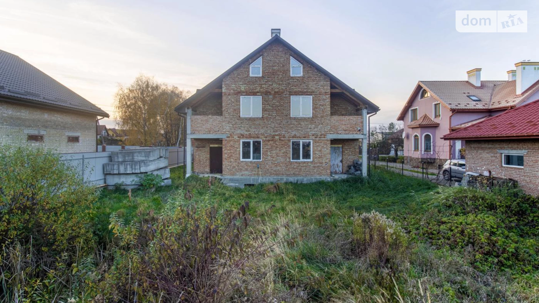 Продается дом на 2 этажа 111.7 кв. м с гаражом, цена: 85000 $ - фото 2