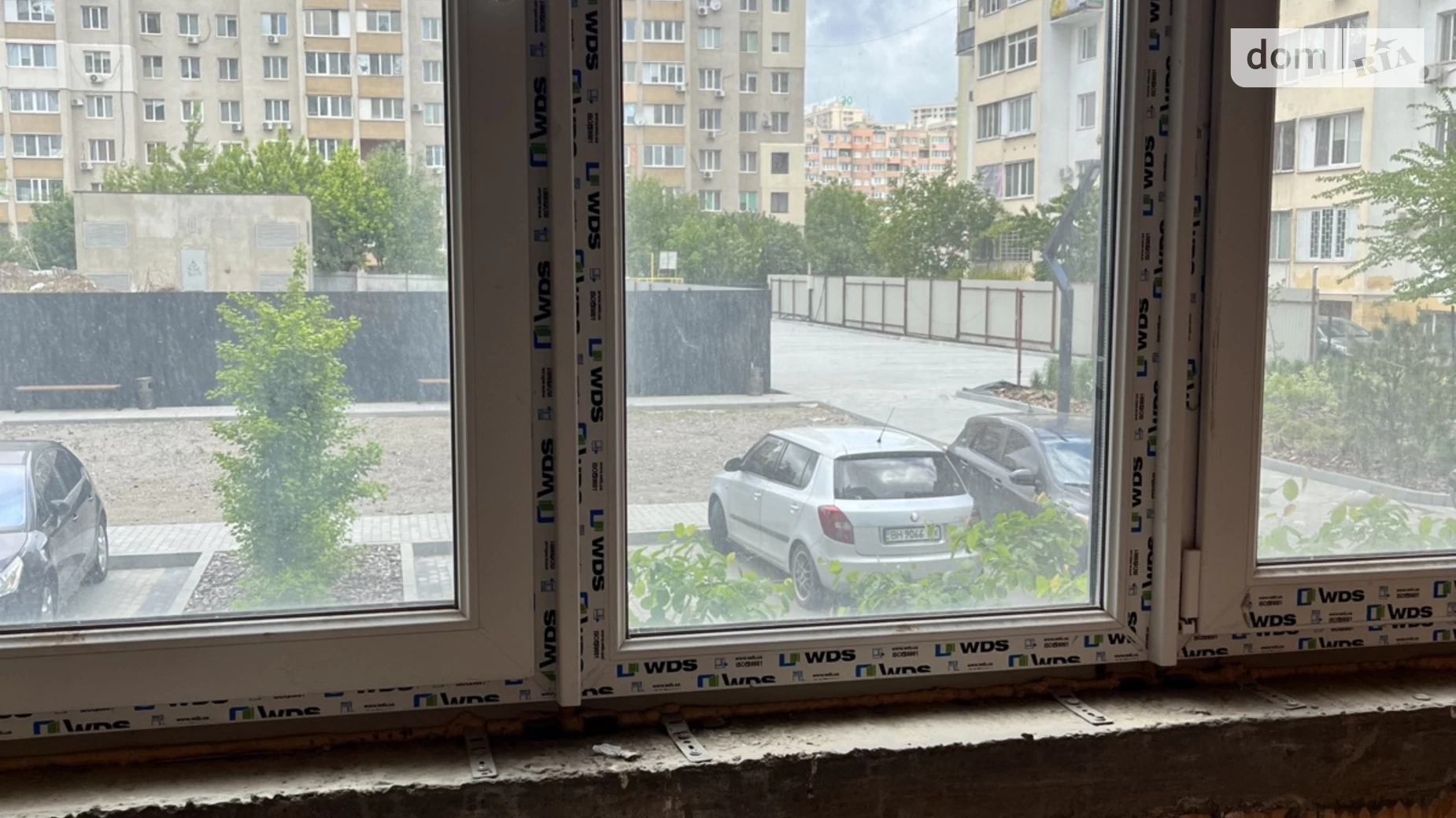 Продається 1-кімнатна квартира 45 кв. м у Одесі, вул. Академіка Сахарова, 14 - фото 2