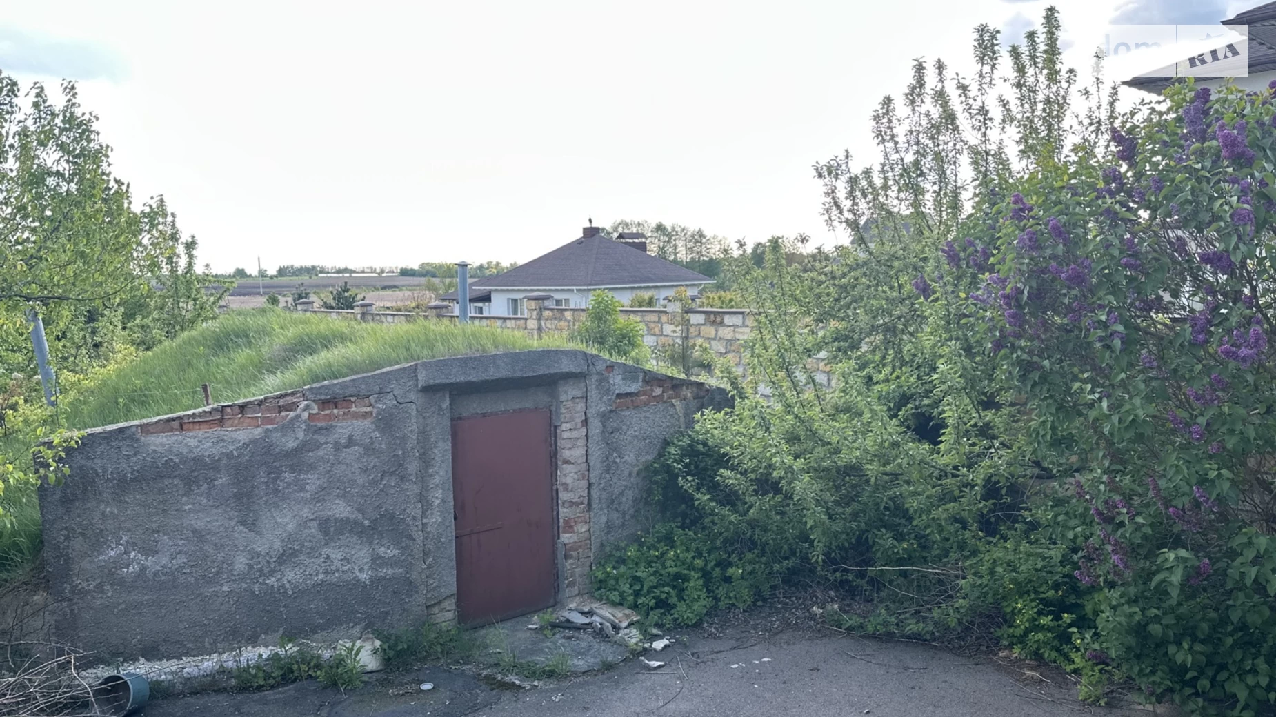 Продается дом на 3 этажа 240 кв. м с мебелью, цена: 120000 $ - фото 2