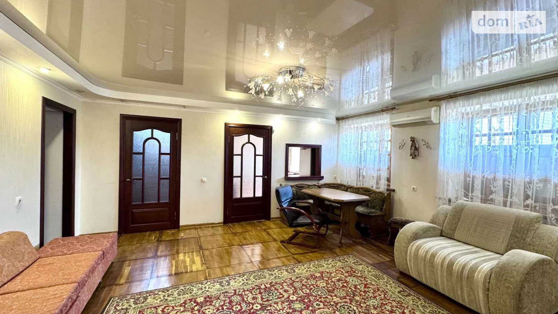 Продается дом на 2 этажа 252.4 кв. м с бассейном, цена: 84000 $ - фото 3