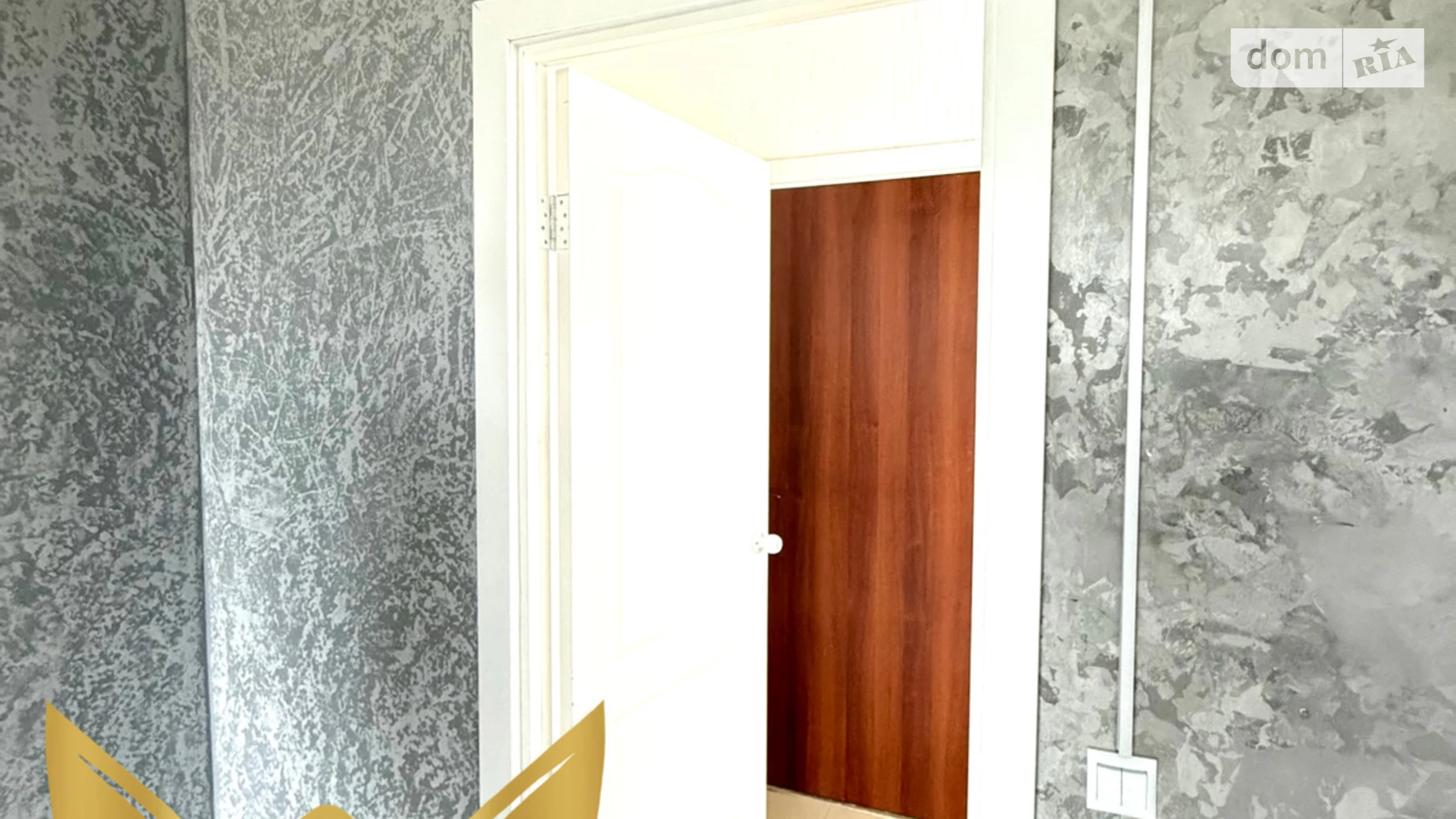 Сдается в аренду офис 152 кв. м в бизнес-центре, цена: 1000 $ - фото 4