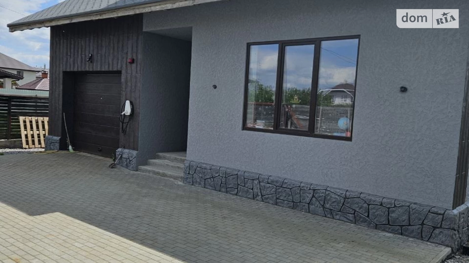 Продается дом на 2 этажа 220 кв. м с баней/сауной, цена: 200000 $ - фото 2
