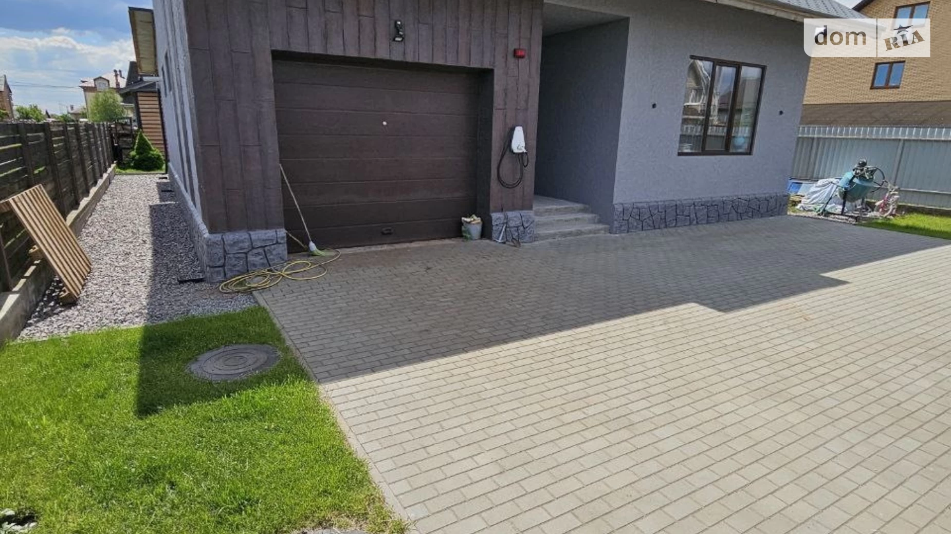 Продается дом на 2 этажа 220 кв. м с баней/сауной, цена: 200000 $ - фото 3