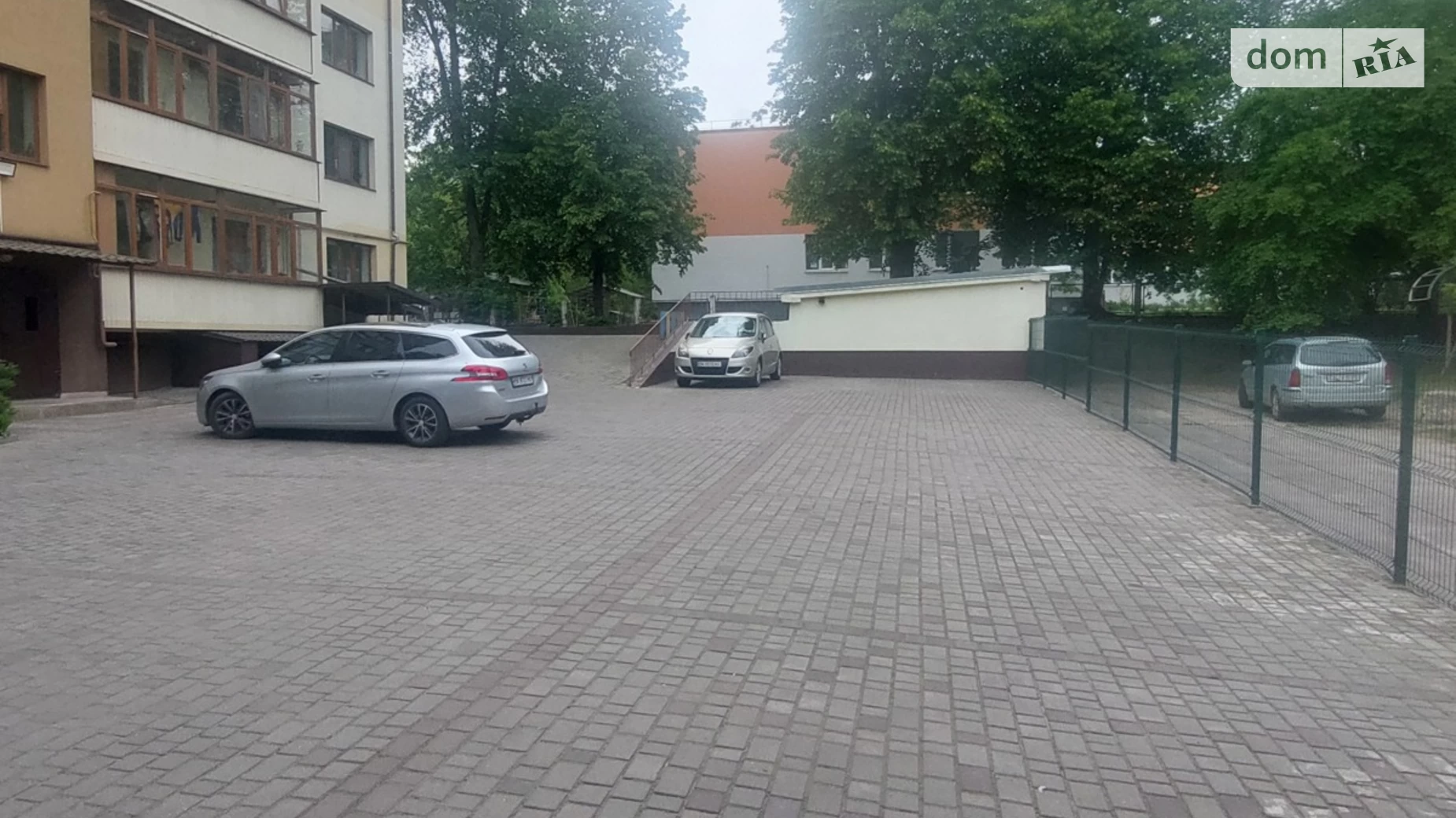 Продається 1-кімнатна квартира 40 кв. м у Рівному, вул. Князя Острозького, 8А - фото 2