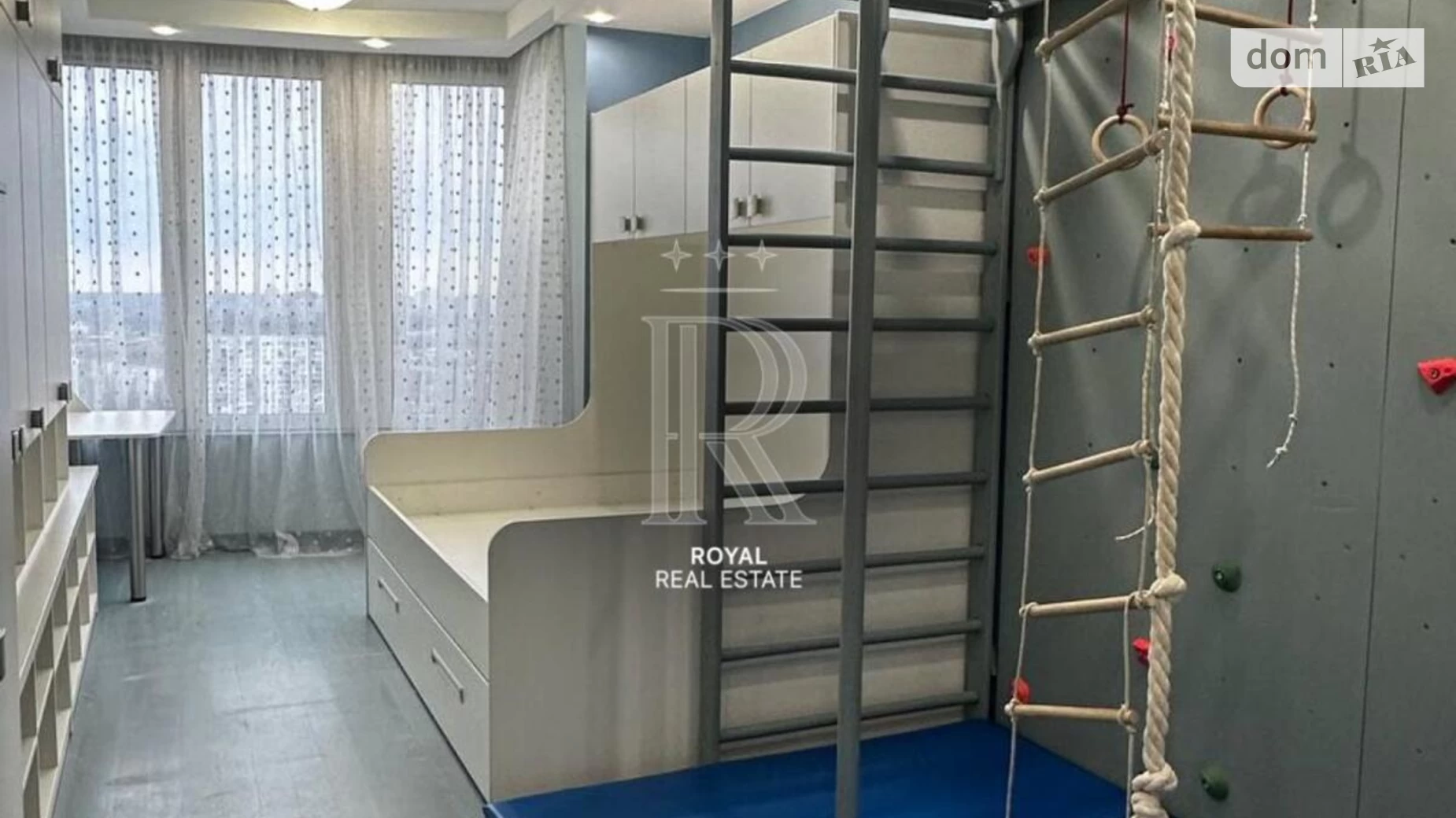 Продается 1-комнатная квартира 80 кв. м в Киеве, ул. Юрия Шумского, 3Г - фото 3