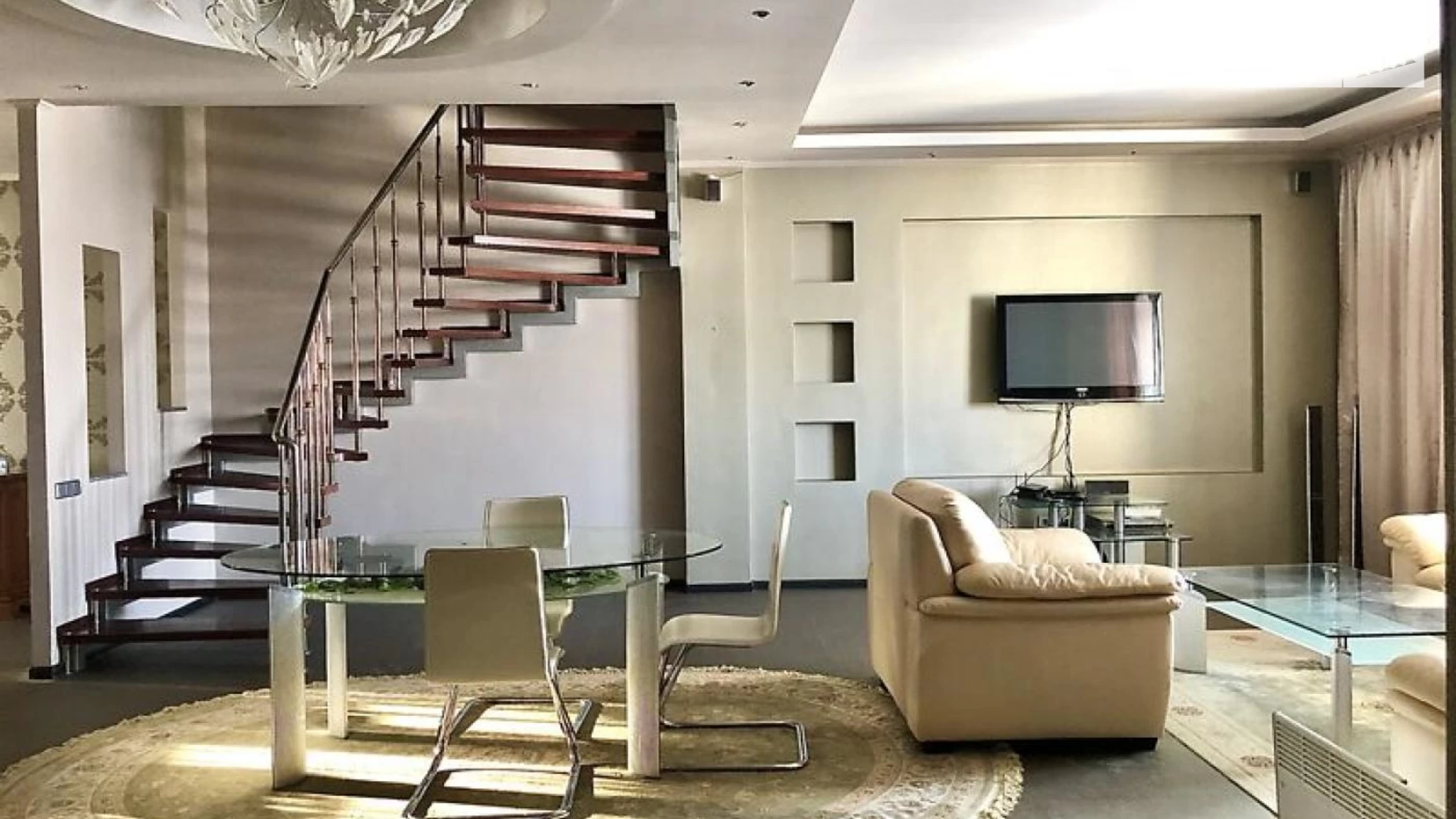 Здається в оренду 6-кімнатна квартира 234 кв. м у, цена: 2000 $ - фото 5