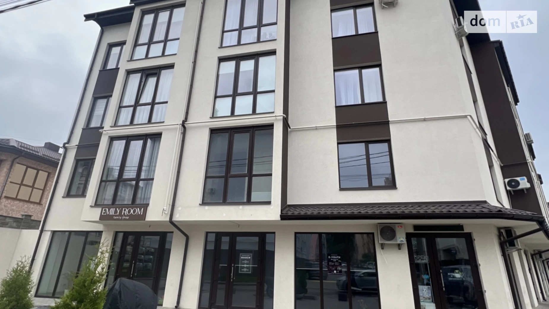 Продається 2-кімнатна квартира 81.4 кв. м у Рівному, вул. Анатолія Лабунського, 14 - фото 2