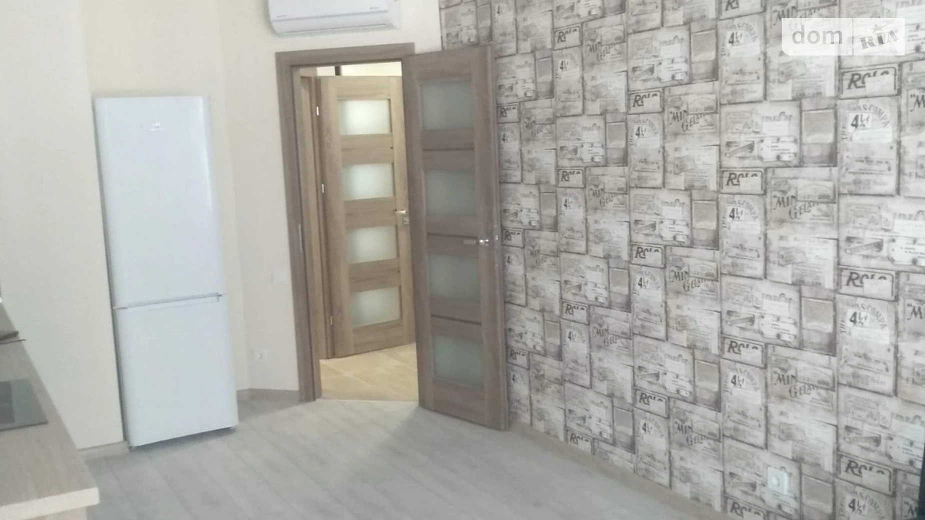 Продается 1-комнатная квартира 46 кв. м в Одессе, ул. Академика Сахарова - фото 2
